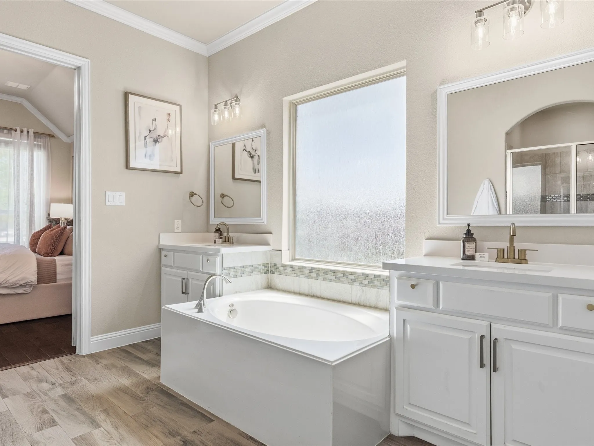 Single Family Residence For Sale in Denton County , 1520 Grapevine Ridge, Prosper, Texas 75078, 4 Bedroom, 4 Bathroom, 2 Garage spaces, 3,450 Sqft, built in 2017, mls#21347536, Real Estate Agent in Prosper, Homes For Sale in Denton county, Homes For Sale in Prosper, Realtor in Prosper Texas, Real Estate Brokerage Independent Realty Texas, Luminita Cordes Realtor