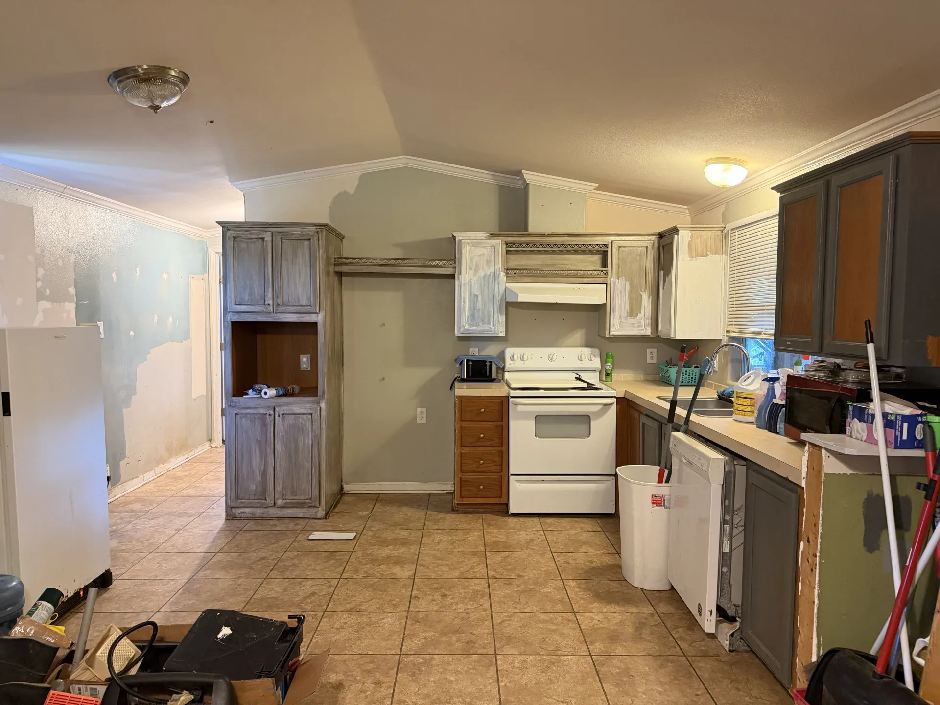 Mobile Home For Sale in Montague County , 355 Indian Hills Road, Bowie, Texas 76230, 4 Bedroom, 2 Bathroom, Garage spaces, 1,840 Sqft, built in 2008, mls#21347545, Real Estate Agent in Bowie, Homes For Sale in Montague county, Homes For Sale in Bowie, Realtor in Bowie Texas, Real Estate Brokerage Independent Realty Texas, Luminita Cordes Realtor