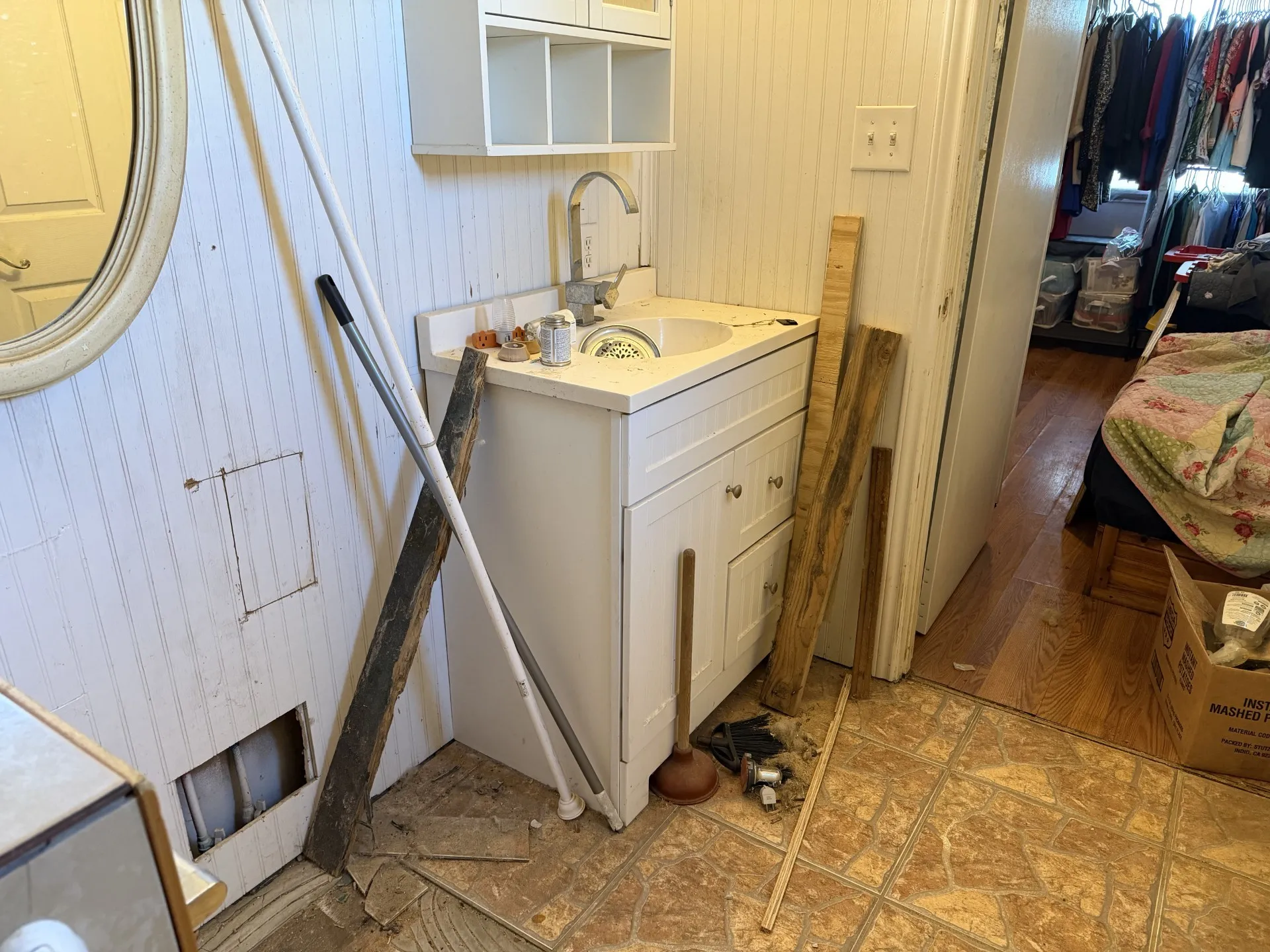 Mobile Home For Sale in Montague County , 355 Indian Hills Road, Bowie, Texas 76230, 4 Bedroom, 2 Bathroom, Garage spaces, 1,840 Sqft, built in 2008, mls#21347545, Real Estate Agent in Bowie, Homes For Sale in Montague county, Homes For Sale in Bowie, Realtor in Bowie Texas, Real Estate Brokerage Independent Realty Texas, Luminita Cordes Realtor