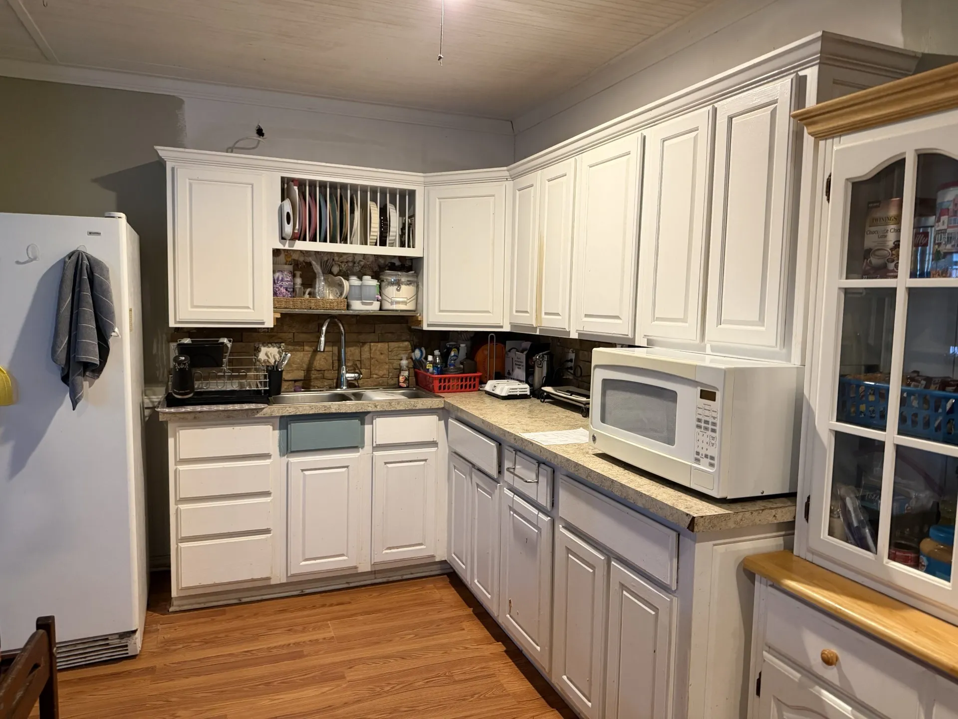 Mobile Home For Sale in Montague County , 355 Indian Hills Road, Bowie, Texas 76230, 4 Bedroom, 2 Bathroom, Garage spaces, 1,840 Sqft, built in 2008, mls#21347545, Real Estate Agent in Bowie, Homes For Sale in Montague county, Homes For Sale in Bowie, Realtor in Bowie Texas, Real Estate Brokerage Independent Realty Texas, Luminita Cordes Realtor