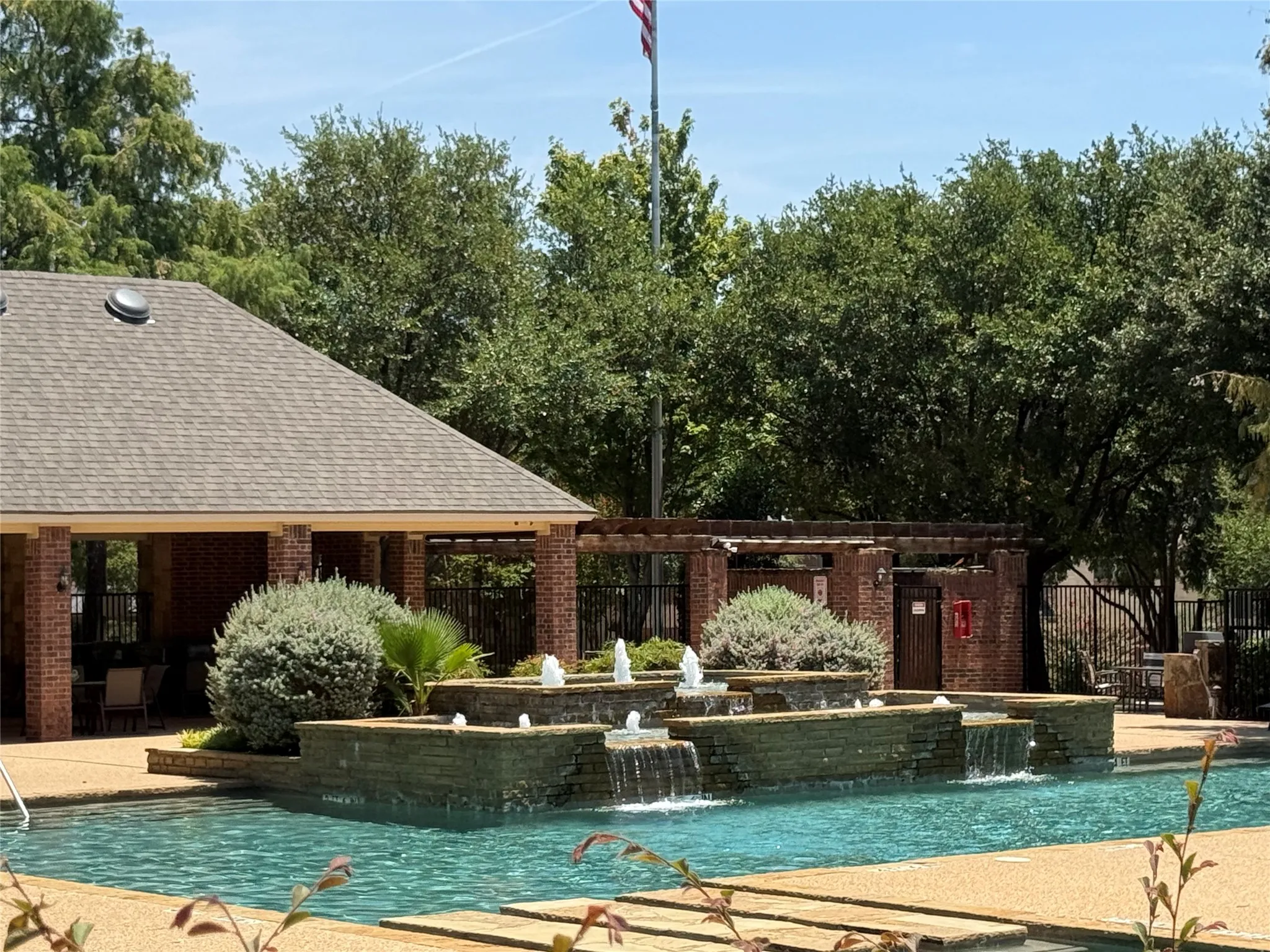 Townhouse For Rent in Denton County , 2617 Jackson Drive, Lewisville, Texas 75067, 3 Bedroom, 3 Bathroom, 2 Garage spaces, 1,901 Sqft, built in 2013, mls#21346157, Real Estate Agent in Lewisville, Homes For Rent in Denton county, Homes For Rent in Lewisville, Realtor in Lewisville Texas, Real Estate Brokerage Independent Realty Texas, Luminita Cordes Realtor