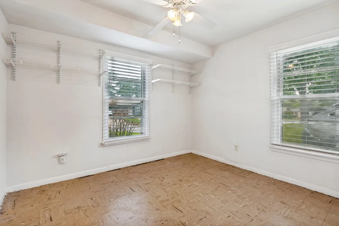 Utility Room / Office (potentially 4th Bedroom)