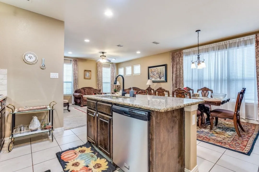 Townhouse For Sale in Dallas County , 214 Alexandra Avenue, Richardson, Texas 75081, 3 Bedroom, 3 Bathroom, 2 Garage spaces, 1,956 Sqft, built in 2012, Price $425,000, mls#21347555, Real Estate Agent in Richardson, Homes For Sale in Dallas county, Homes For Sale in Richardson, Realtor in Richardson Texas, Real Estate Brokerage Independent Realty Texas, Luminita Cordes Realtor