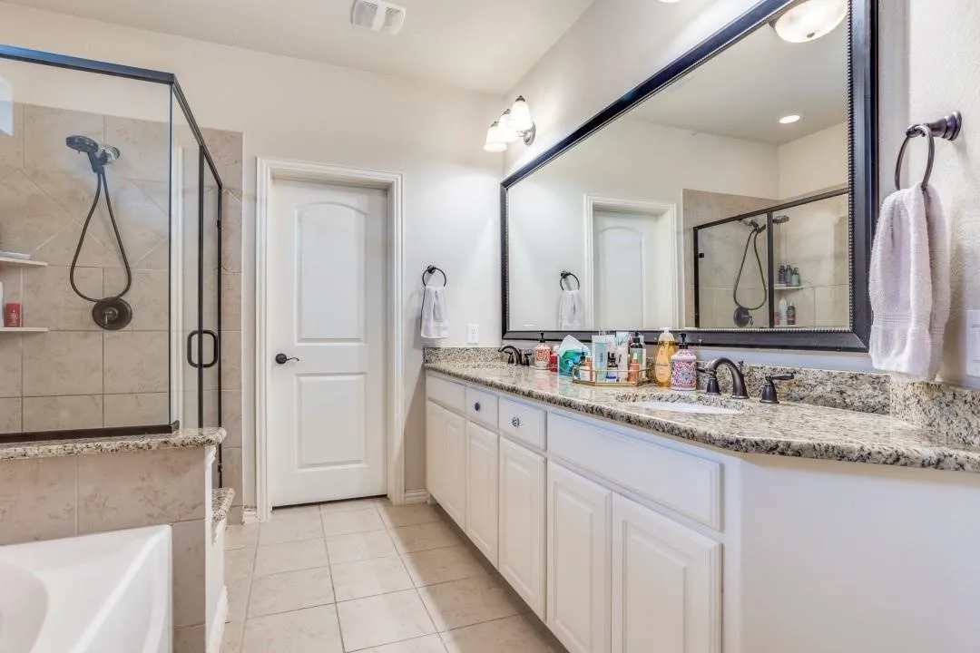 Townhouse For Sale in Dallas County , 214 Alexandra Avenue, Richardson, Texas 75081, 3 Bedroom, 3 Bathroom, 2 Garage spaces, 1,956 Sqft, built in 2012, Price $425,000, mls#21347555, Real Estate Agent in Richardson, Homes For Sale in Dallas county, Homes For Sale in Richardson, Realtor in Richardson Texas, Real Estate Brokerage Independent Realty Texas, Luminita Cordes Realtor