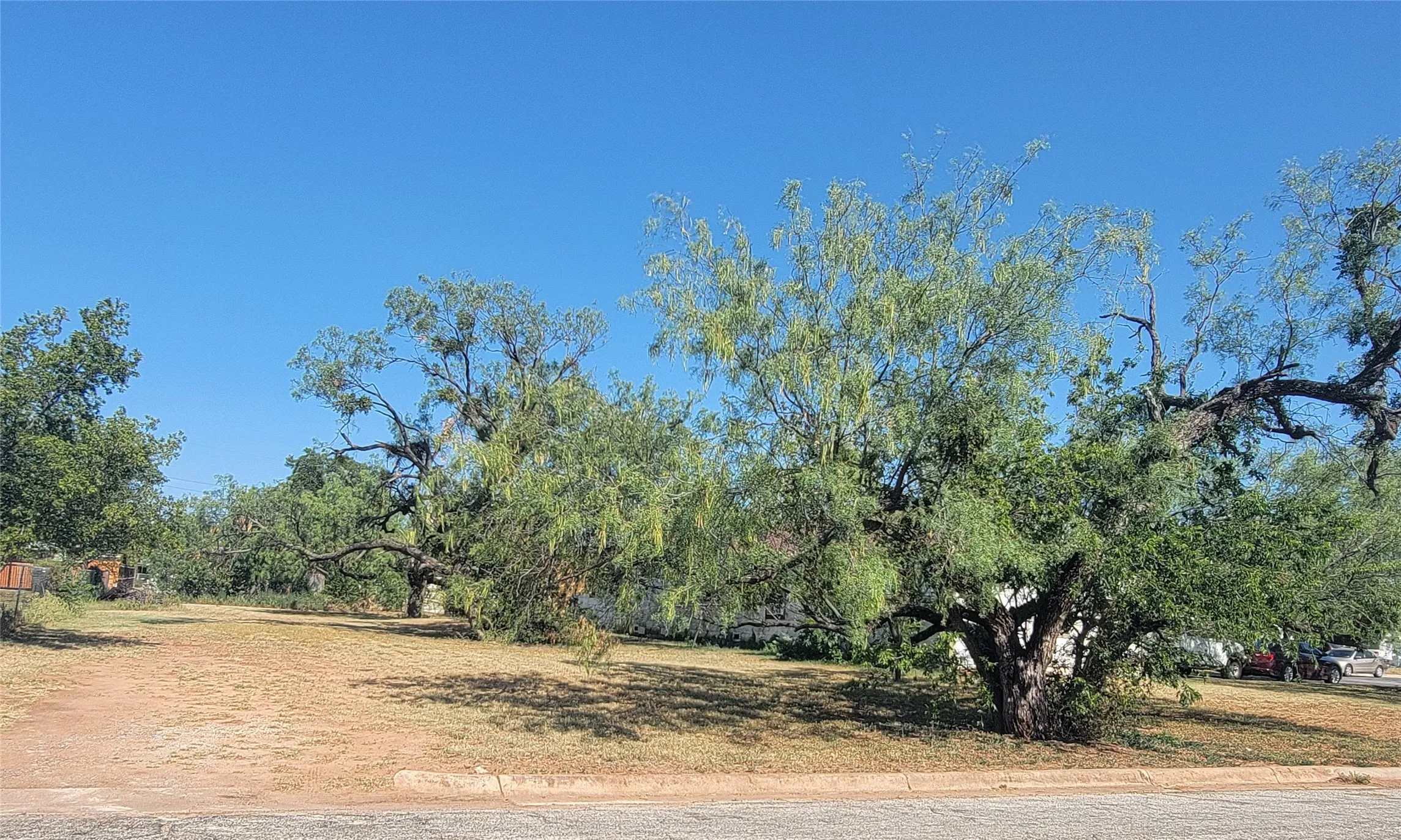 Duplex For Sale in Taylor County , 2034 N 14th Street, Abilene, Texas 79603, 4 Bedroom, 2 Bathroom, 2 Garage spaces, 0 Sqft, built in 1937, mls#21347398, Real Estate Agent in Abilene, Homes For Sale in Taylor county, Homes For Sale in Abilene, Realtor in Abilene Texas, Real Estate Brokerage Independent Realty Texas, Luminita Cordes Realtor