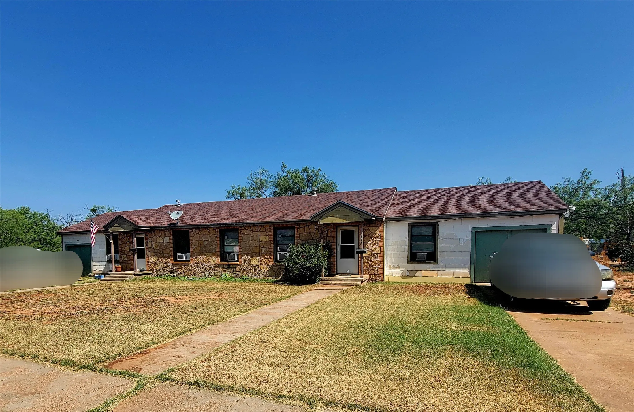 Duplex For Sale in Taylor County , 2034 N 14th Street, Abilene, Texas 79603, 4 Bedroom, 2 Bathroom, 2 Garage spaces, 0 Sqft, built in 1937, mls#21347398, Real Estate Agent in Abilene, Homes For Sale in Taylor county, Homes For Sale in Abilene, Realtor in Abilene Texas, Real Estate Brokerage Independent Realty Texas, Luminita Cordes Realtor