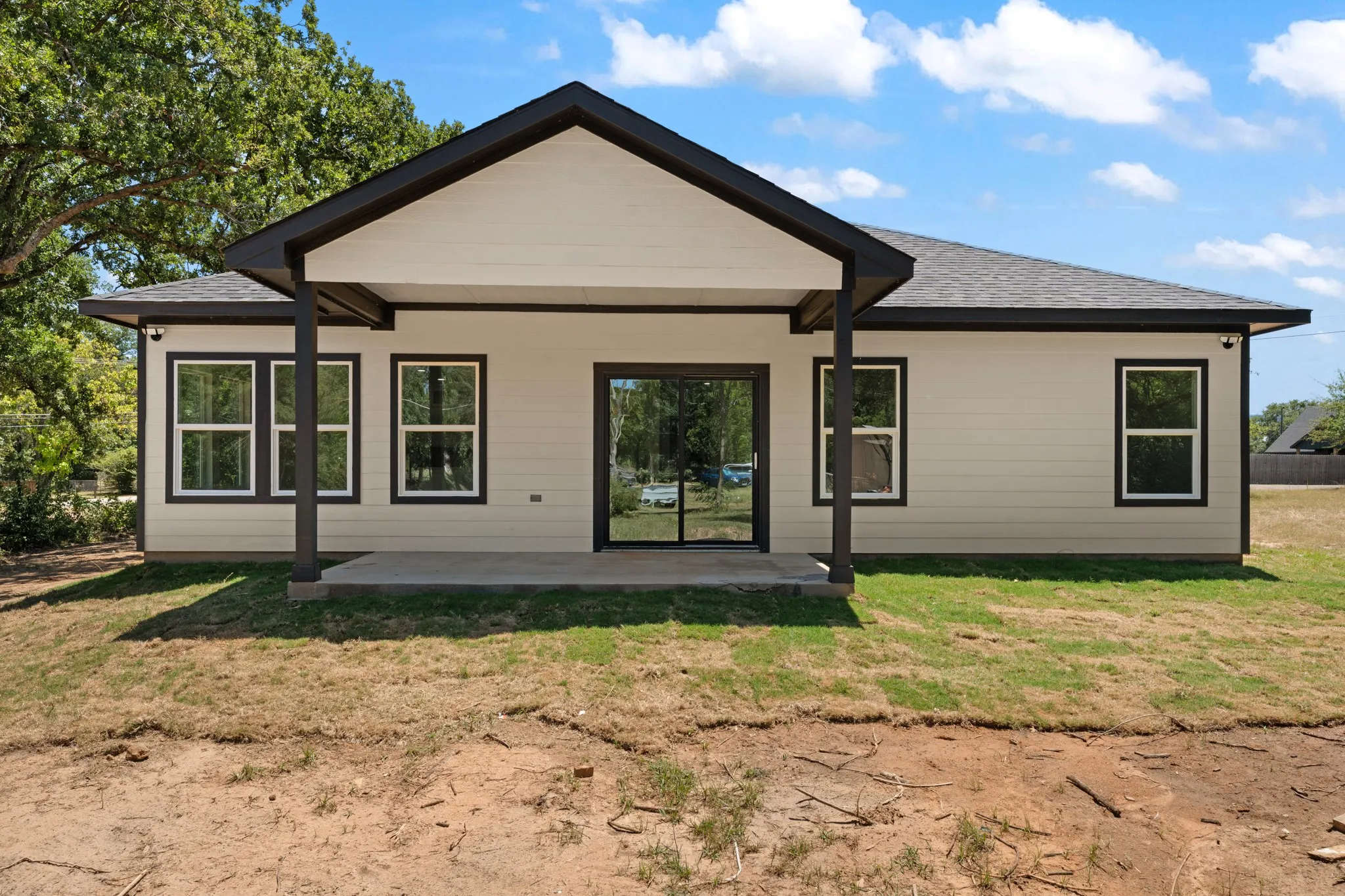 Single Family Residence For Sale in Henderson County , 104 Clear Fork Street, Gun Barrel City, Texas 75156, 3 Bedroom, 2 Bathroom, 2 Garage spaces, 1,661 Sqft, built in 2026, mls#21345664, Real Estate Agent in Gun Barrel City, Homes For Sale in Henderson county, Homes For Sale in Gun Barrel City, Realtor in Gun Barrel City Texas, Real Estate Brokerage Independent Realty Texas, Luminita Cordes Realtor