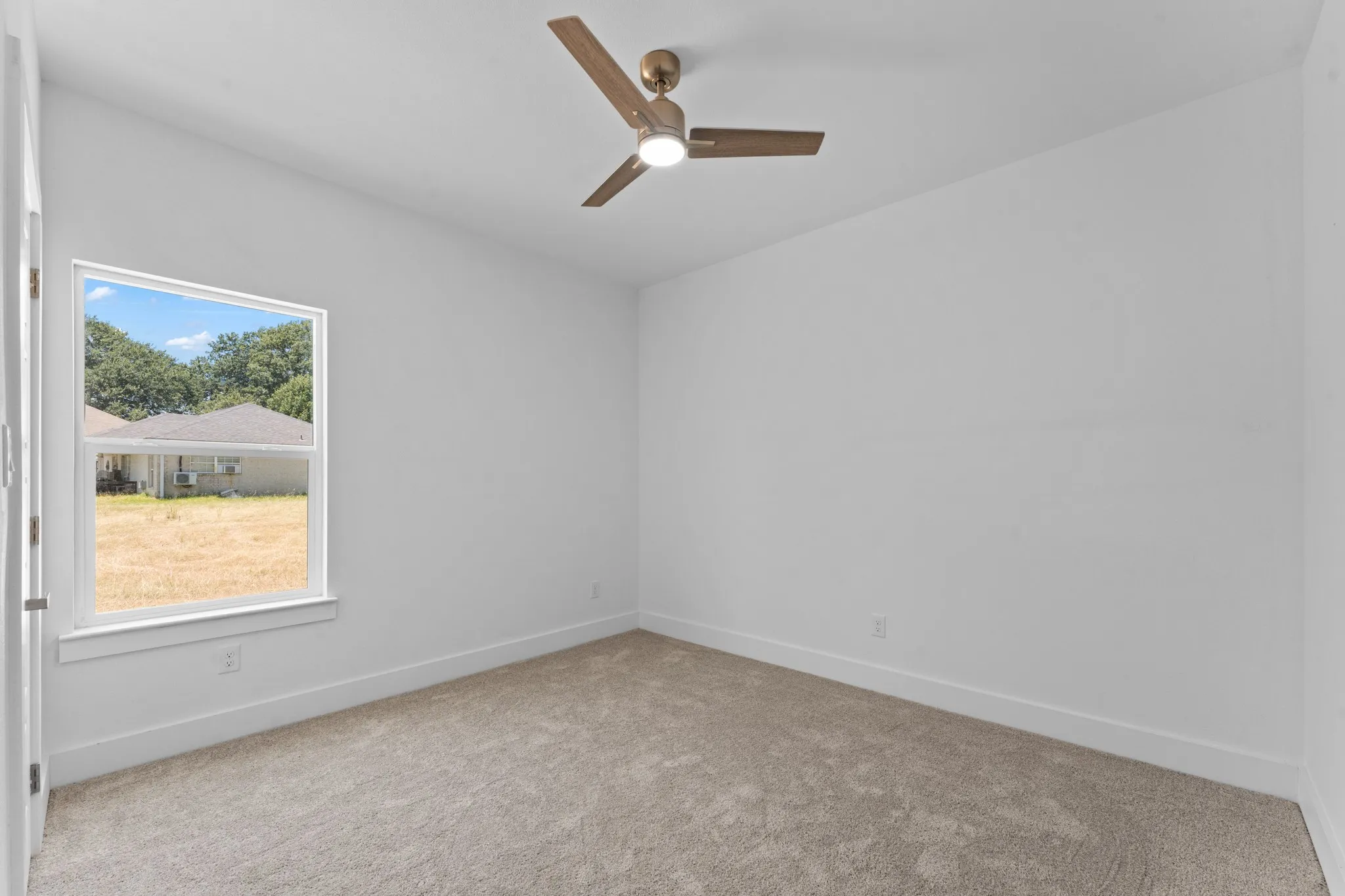 Single Family Residence For Sale in Henderson County , 104 Clear Fork Street, Gun Barrel City, Texas 75156, 3 Bedroom, 2 Bathroom, 2 Garage spaces, 1,661 Sqft, built in 2026, mls#21345664, Real Estate Agent in Gun Barrel City, Homes For Sale in Henderson county, Homes For Sale in Gun Barrel City, Realtor in Gun Barrel City Texas, Real Estate Brokerage Independent Realty Texas, Luminita Cordes Realtor