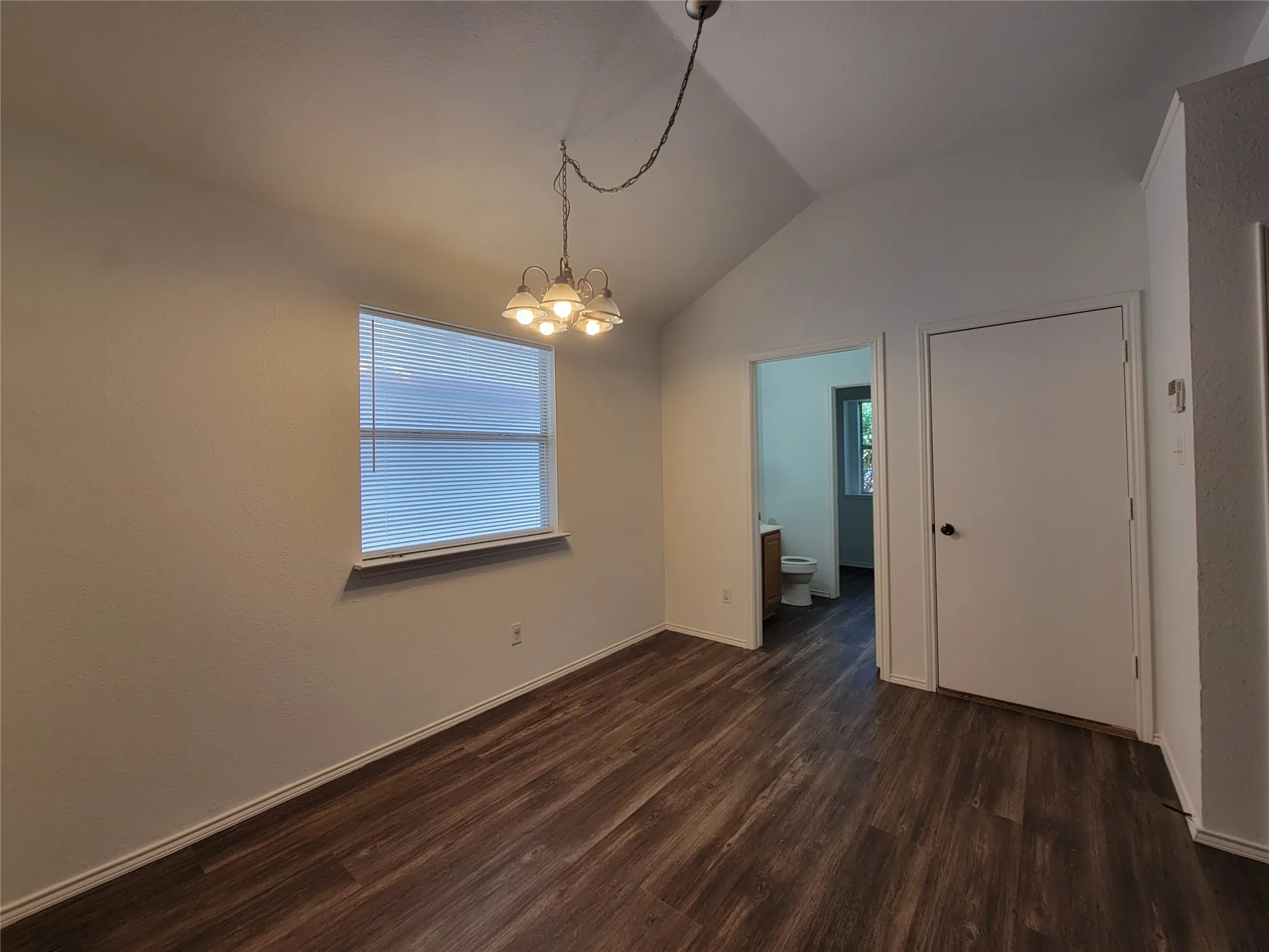 Single Family Residence For Rent in Tarrant County , 5203 Mountain Spring Trail, Fort Worth, Texas 76123, 2 Bedroom, 2 Bathroom, 1 Garage spaces, 1,038 Sqft, built in 2004, mls#21340204, Real Estate Agent in Fort Worth, Homes For Rent in Tarrant county, Homes For Rent in Fort Worth, Realtor in Fort Worth Texas, Real Estate Brokerage Independent Realty Texas, Luminita Cordes Realtor