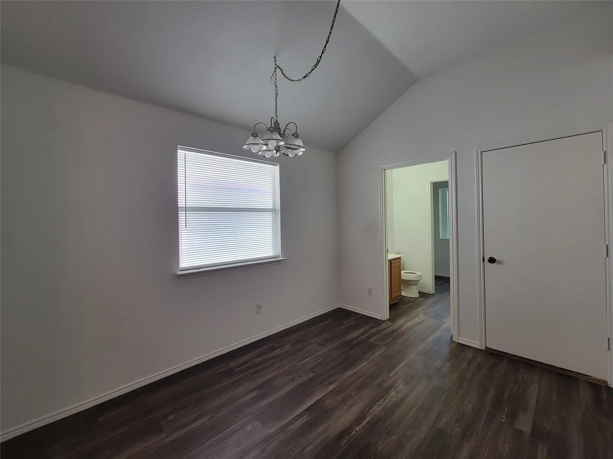 Single Family Residence For Rent in Tarrant County , 5203 Mountain Spring Trail, Fort Worth, Texas 76123, 2 Bedroom, 2 Bathroom, 1 Garage spaces, 1,038 Sqft, built in 2004, mls#21340204, Real Estate Agent in Fort Worth, Homes For Rent in Tarrant county, Homes For Rent in Fort Worth, Realtor in Fort Worth Texas, Real Estate Brokerage Independent Realty Texas, Luminita Cordes Realtor