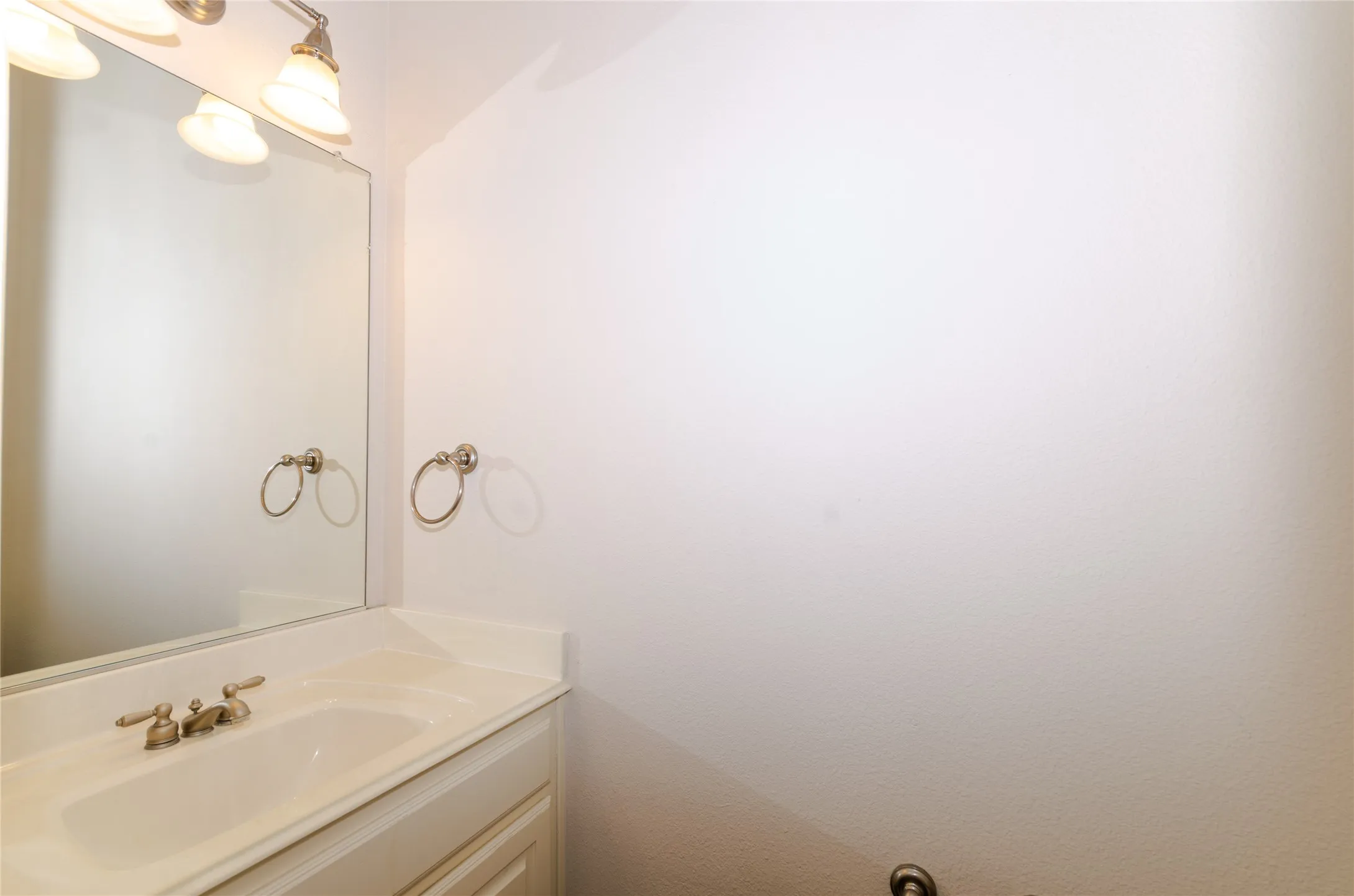 Bathroom #5, Half Bath near patio entrance...Pool Bath