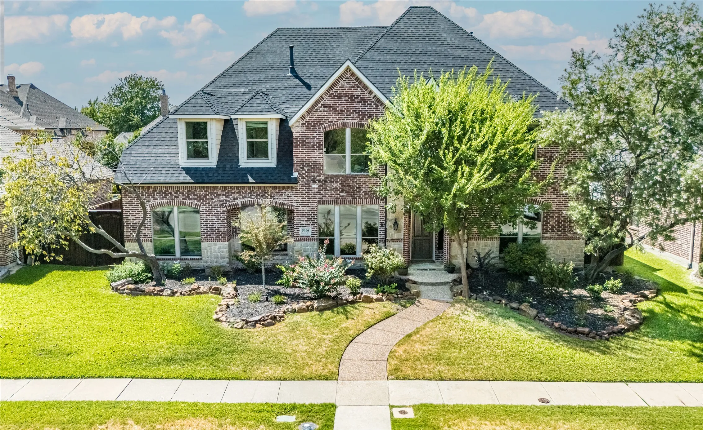 Single Family Residence For Sale in Denton County , 5096 Oakhurst Lane, Frisco, Texas 75034, 5 Bedroom, 5 Bathroom, 3 Garage spaces, 4,902 Sqft, built in 2001, mls#21347549, Real Estate Agent in Frisco, Homes For Sale in Denton county, Homes For Sale in Frisco, Realtor in Frisco Texas, Real Estate Brokerage Independent Realty Texas, Luminita Cordes Realtor