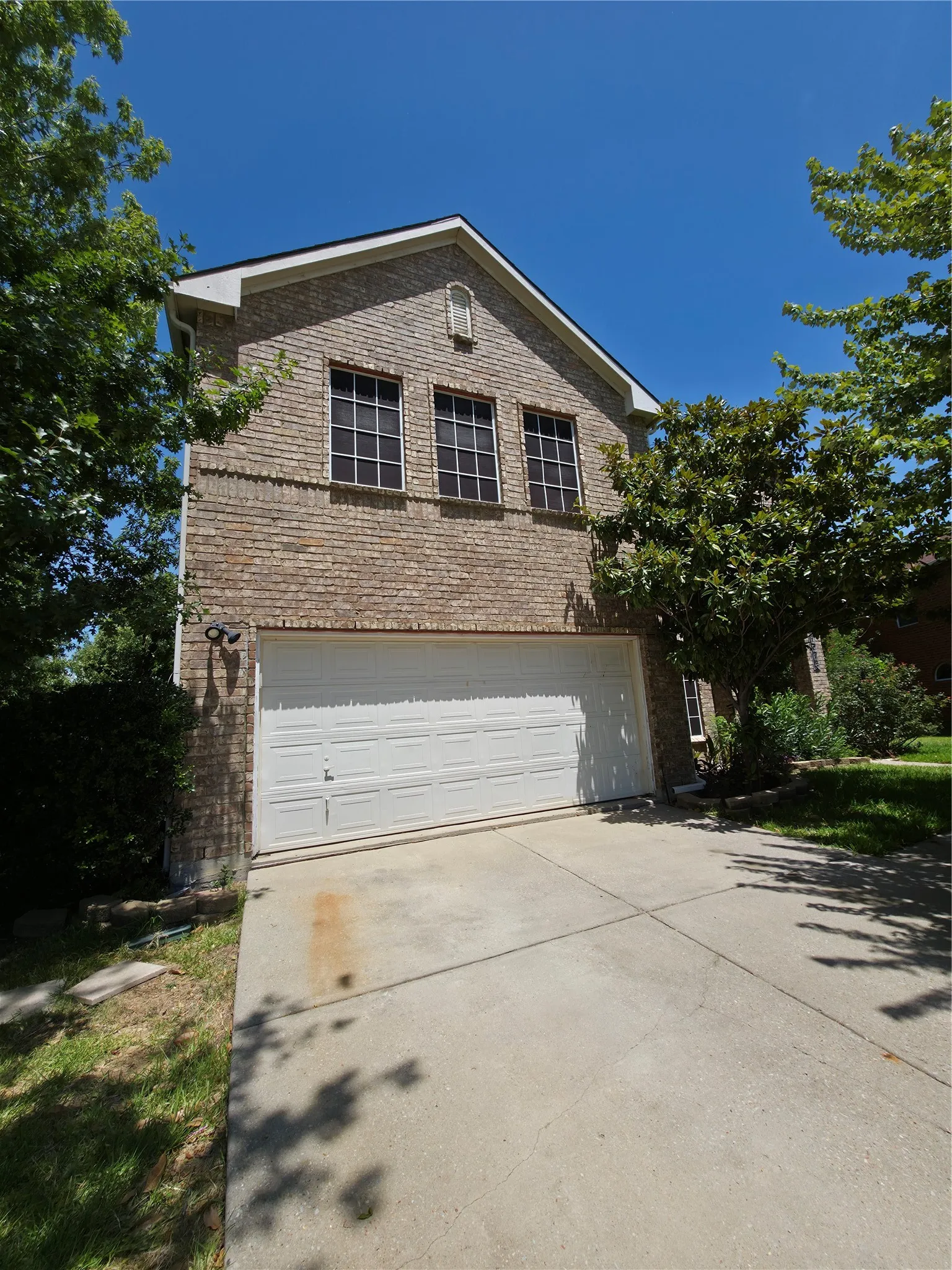 Single Family Residence For Rent in Denton County , 1913 Bradford Pear Square, Little Elm, Texas 75068, 4 Bedroom, 3 Bathroom, 2 Garage spaces, 2,580 Sqft, built in 2003, mls#21344062, Real Estate Agent in Little Elm, Homes For Rent in Denton county, Homes For Rent in Little Elm, Realtor in Little Elm Texas, Real Estate Brokerage Independent Realty Texas, Luminita Cordes Realtor