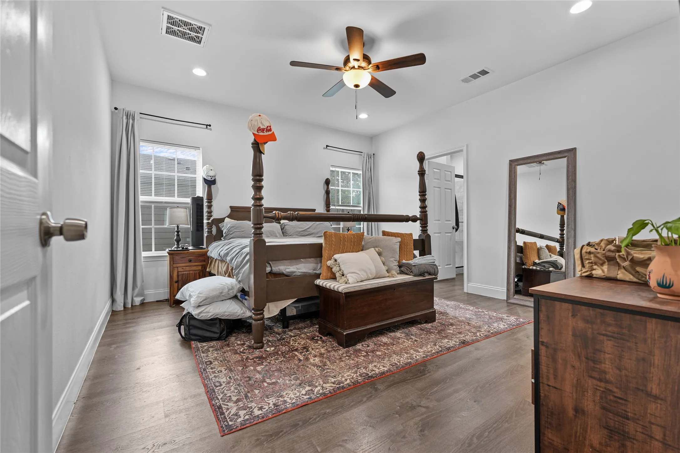 Single Family Residence For Rent in Hunt County , 3103 Barling Street, Greenville, Texas 75401, 3 Bedroom, 2 Bathroom, 1 Garage spaces, 1,470 Sqft, built in 2022, mls#21347562, Real Estate Agent in Greenville, Homes For Rent in Hunt county, Homes For Rent in Greenville, Realtor in Greenville Texas, Real Estate Brokerage Independent Realty Texas, Luminita Cordes Realtor