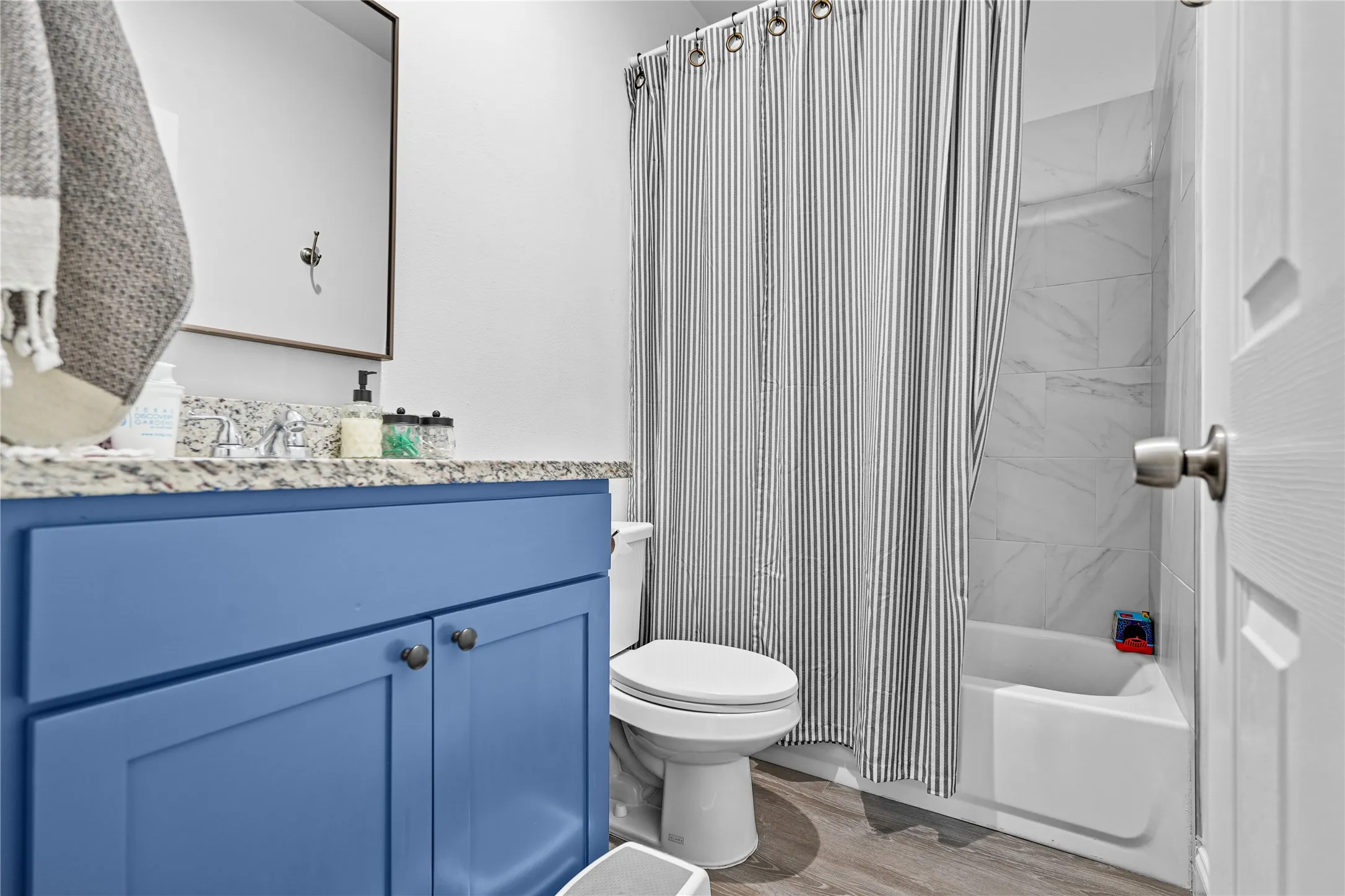 Single Family Residence For Rent in Hunt County , 3103 Barling Street, Greenville, Texas 75401, 3 Bedroom, 2 Bathroom, 1 Garage spaces, 1,470 Sqft, built in 2022, mls#21347562, Real Estate Agent in Greenville, Homes For Rent in Hunt county, Homes For Rent in Greenville, Realtor in Greenville Texas, Real Estate Brokerage Independent Realty Texas, Luminita Cordes Realtor