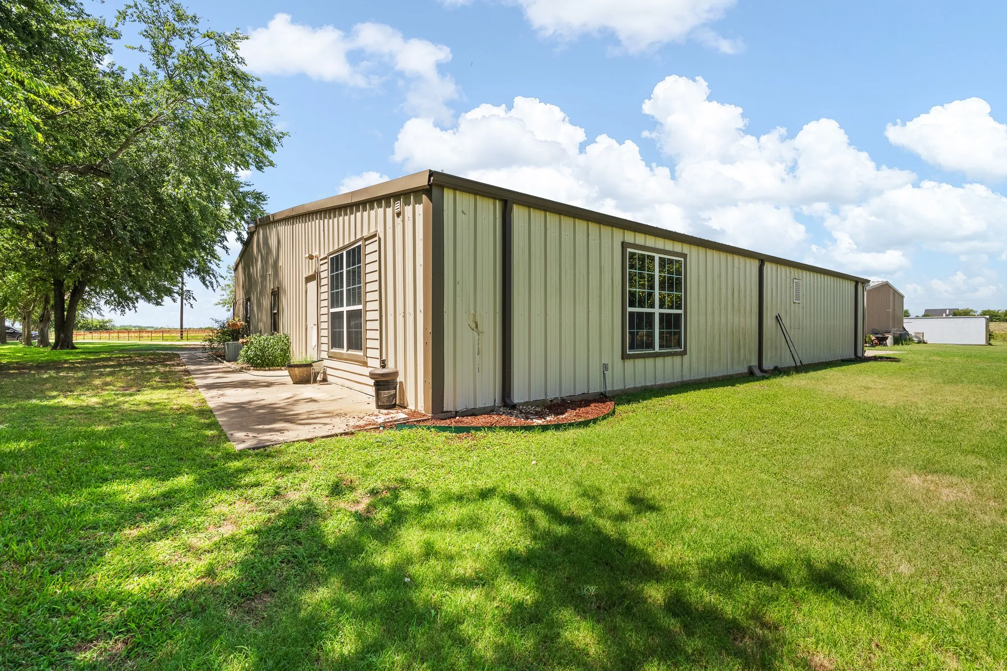 Ranch For Sale in Johnson County , 8648 B County Road 1128, Godley, Texas 76044, 0, 0, Garage spaces, 0 Sqft, built in 2001, mls#21346265, Real Estate Agent in Godley, Homes For Sale in Johnson county, Homes For Sale in Godley, Realtor in Godley Texas, Real Estate Brokerage Independent Realty Texas, Luminita Cordes Realtor