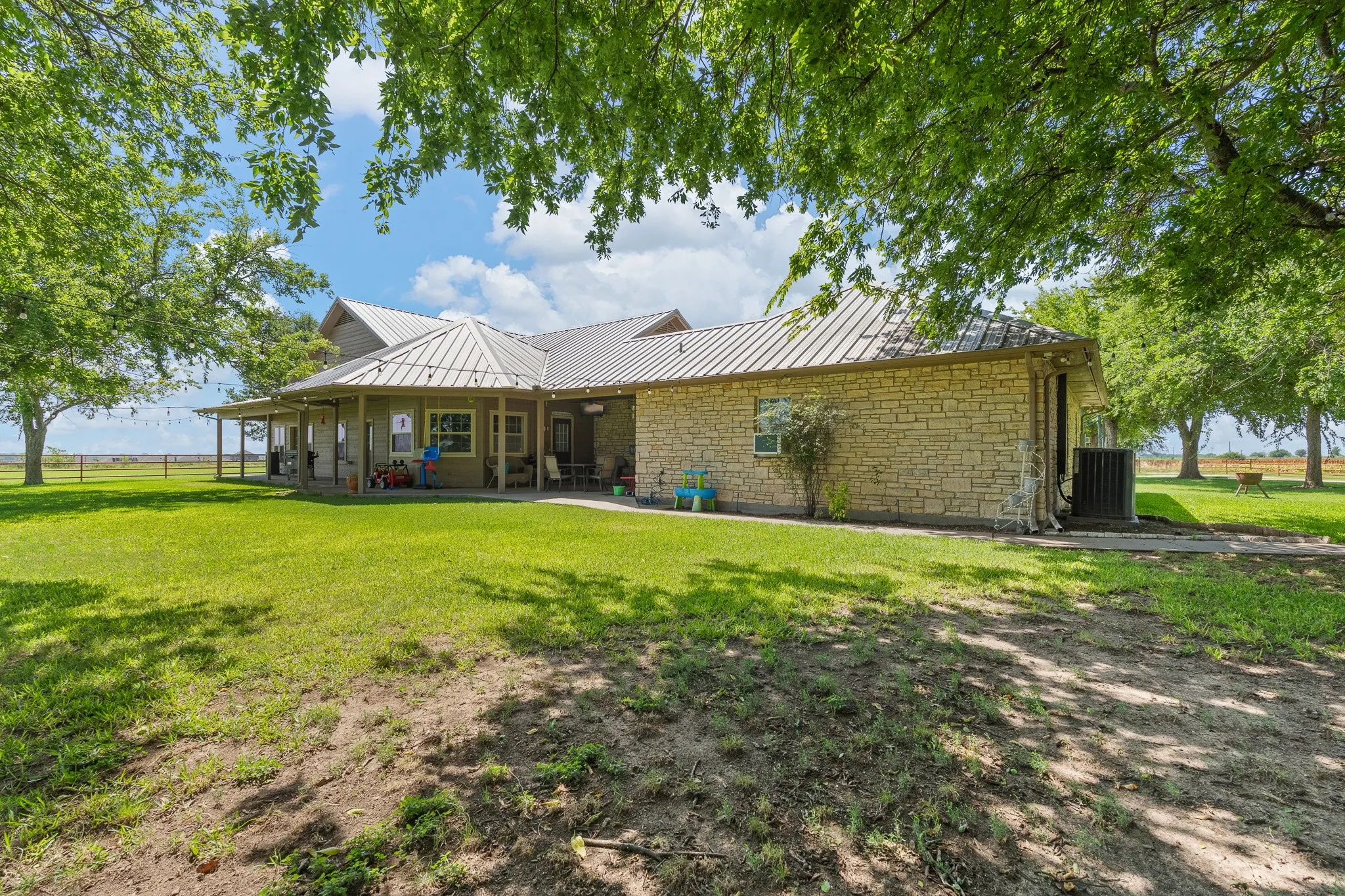 Ranch For Sale in Johnson County , 8648 B County Road 1128, Godley, Texas 76044, 0, 0, Garage spaces, 0 Sqft, built in 2001, mls#21346265, Real Estate Agent in Godley, Homes For Sale in Johnson county, Homes For Sale in Godley, Realtor in Godley Texas, Real Estate Brokerage Independent Realty Texas, Luminita Cordes Realtor