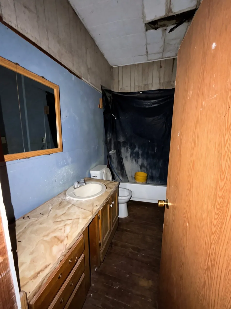 Single Family Residence For Sale in Jones County , 210 E Campbell Street, Stamford, Texas 79553, 2 Bedroom, 2 Bathroom, Garage spaces, 1,120 Sqft, built in 1928, mls#21347548, Real Estate Agent in Stamford, Homes For Sale in Jones county, Homes For Sale in Stamford, Realtor in Stamford Texas, Real Estate Brokerage Independent Realty Texas, Luminita Cordes Realtor