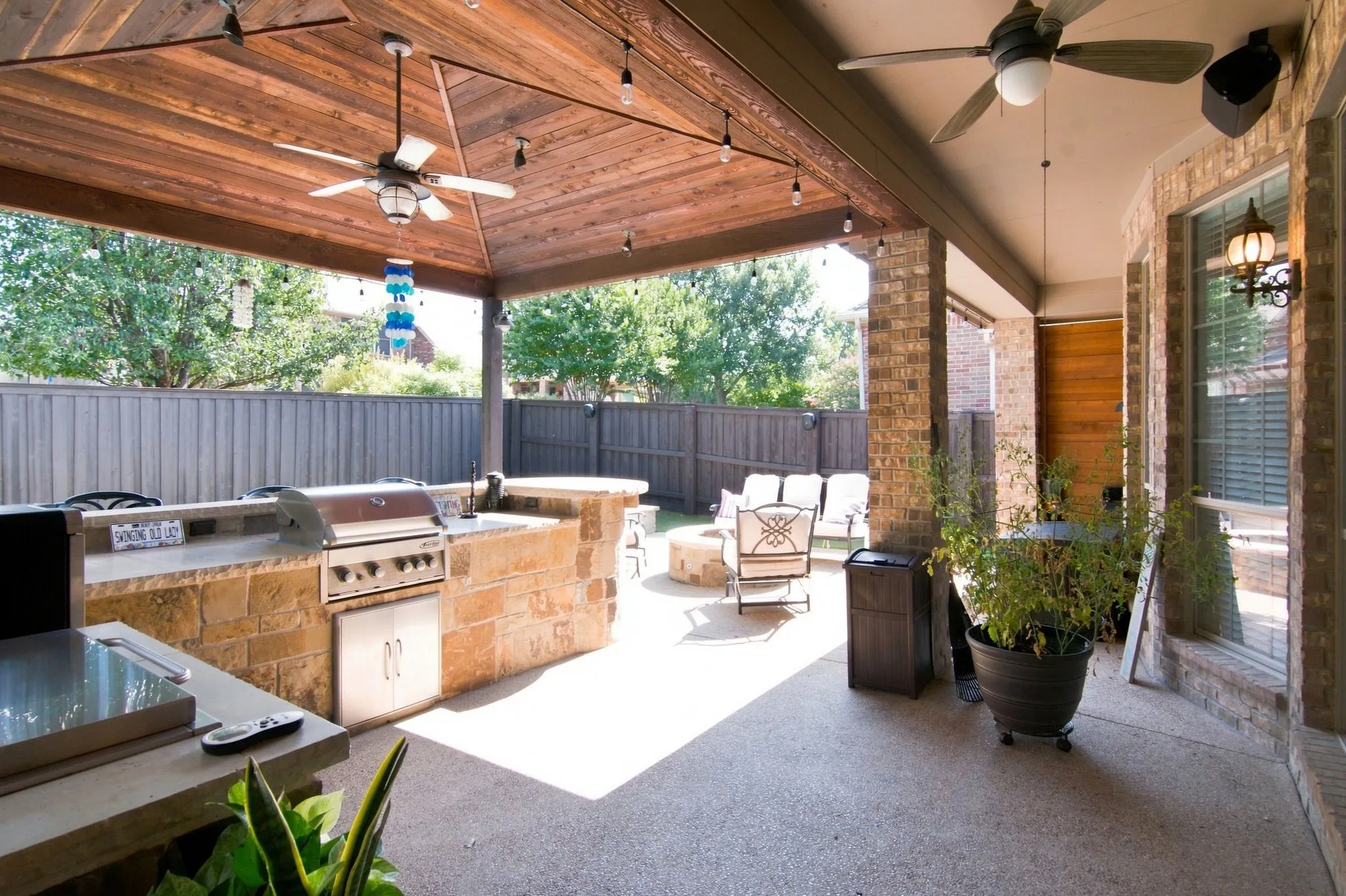 Single Family Residence For Sale in Tarrant County , 4805 Bob Wills Drive, Fort Worth, Texas 76244, 4 Bedroom, 4 Bathroom, 2 Garage spaces, 3,816 Sqft, built in 2006, mls#21343051, Real Estate Agent in Fort Worth, Homes For Sale in Tarrant county, Homes For Sale in Fort Worth, Realtor in Fort Worth Texas, Real Estate Brokerage Independent Realty Texas, Luminita Cordes Realtor