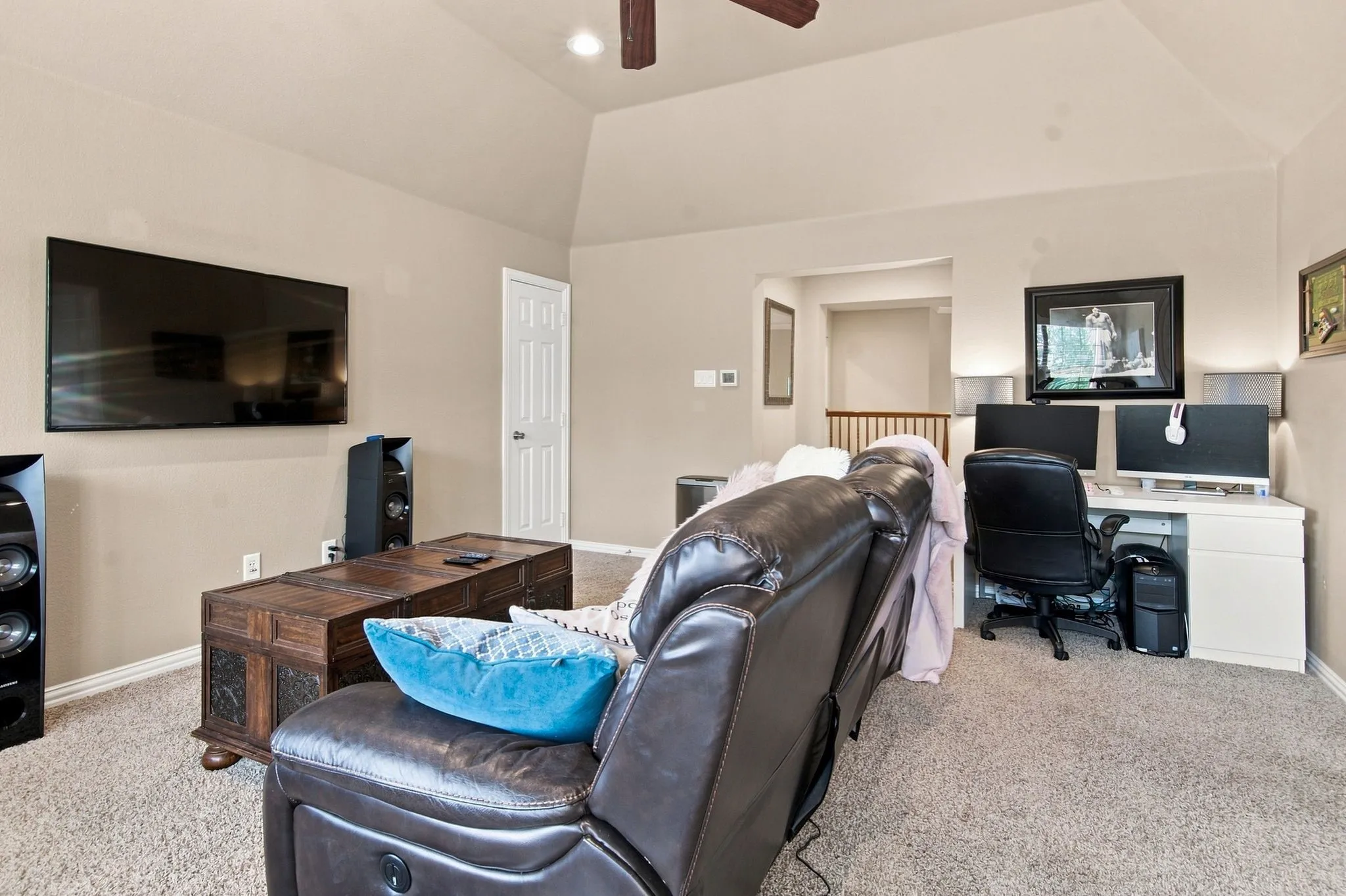 Single Family Residence For Sale in Tarrant County , 4805 Bob Wills Drive, Fort Worth, Texas 76244, 4 Bedroom, 4 Bathroom, 2 Garage spaces, 3,816 Sqft, built in 2006, mls#21343051, Real Estate Agent in Fort Worth, Homes For Sale in Tarrant county, Homes For Sale in Fort Worth, Realtor in Fort Worth Texas, Real Estate Brokerage Independent Realty Texas, Luminita Cordes Realtor