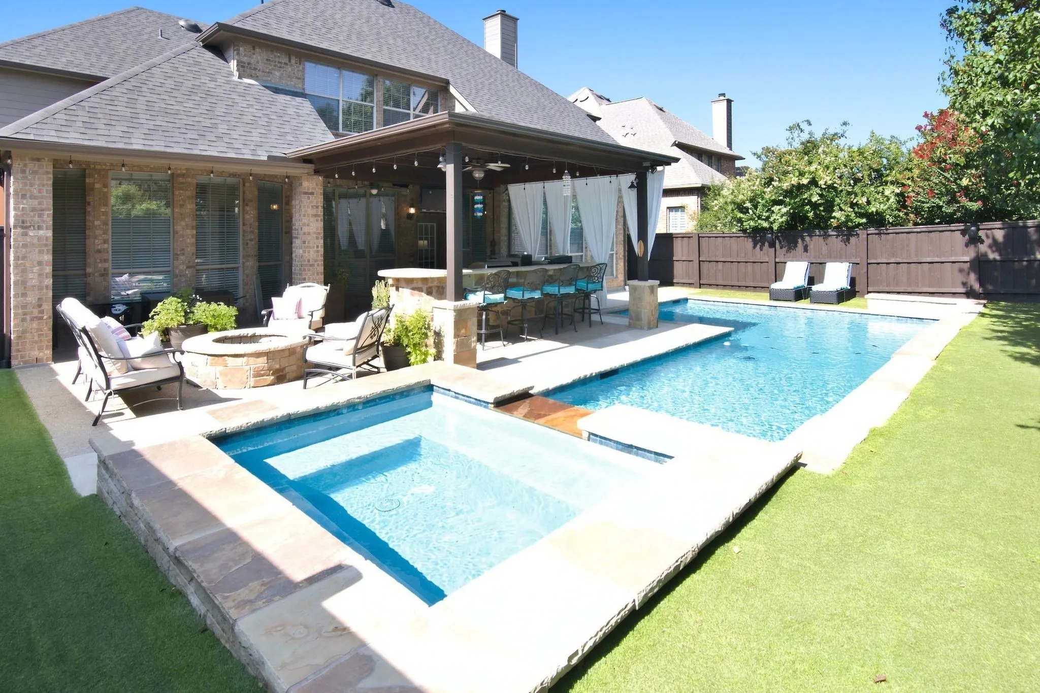 Single Family Residence For Sale in Tarrant County , 4805 Bob Wills Drive, Fort Worth, Texas 76244, 4 Bedroom, 4 Bathroom, 2 Garage spaces, 3,816 Sqft, built in 2006, mls#21343051, Real Estate Agent in Fort Worth, Homes For Sale in Tarrant county, Homes For Sale in Fort Worth, Realtor in Fort Worth Texas, Real Estate Brokerage Independent Realty Texas, Luminita Cordes Realtor