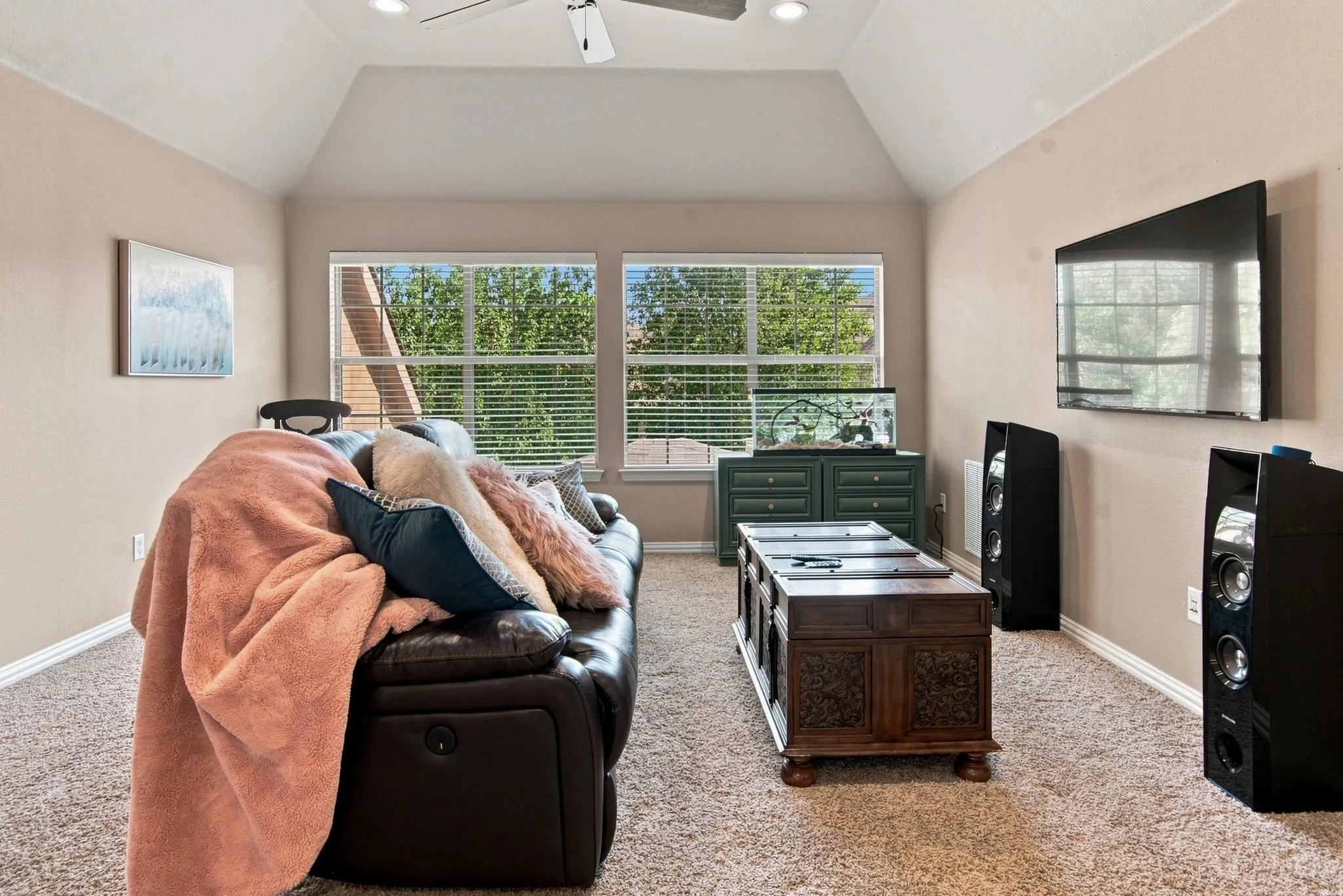 Single Family Residence For Sale in Tarrant County , 4805 Bob Wills Drive, Fort Worth, Texas 76244, 4 Bedroom, 4 Bathroom, 2 Garage spaces, 3,816 Sqft, built in 2006, mls#21343051, Real Estate Agent in Fort Worth, Homes For Sale in Tarrant county, Homes For Sale in Fort Worth, Realtor in Fort Worth Texas, Real Estate Brokerage Independent Realty Texas, Luminita Cordes Realtor