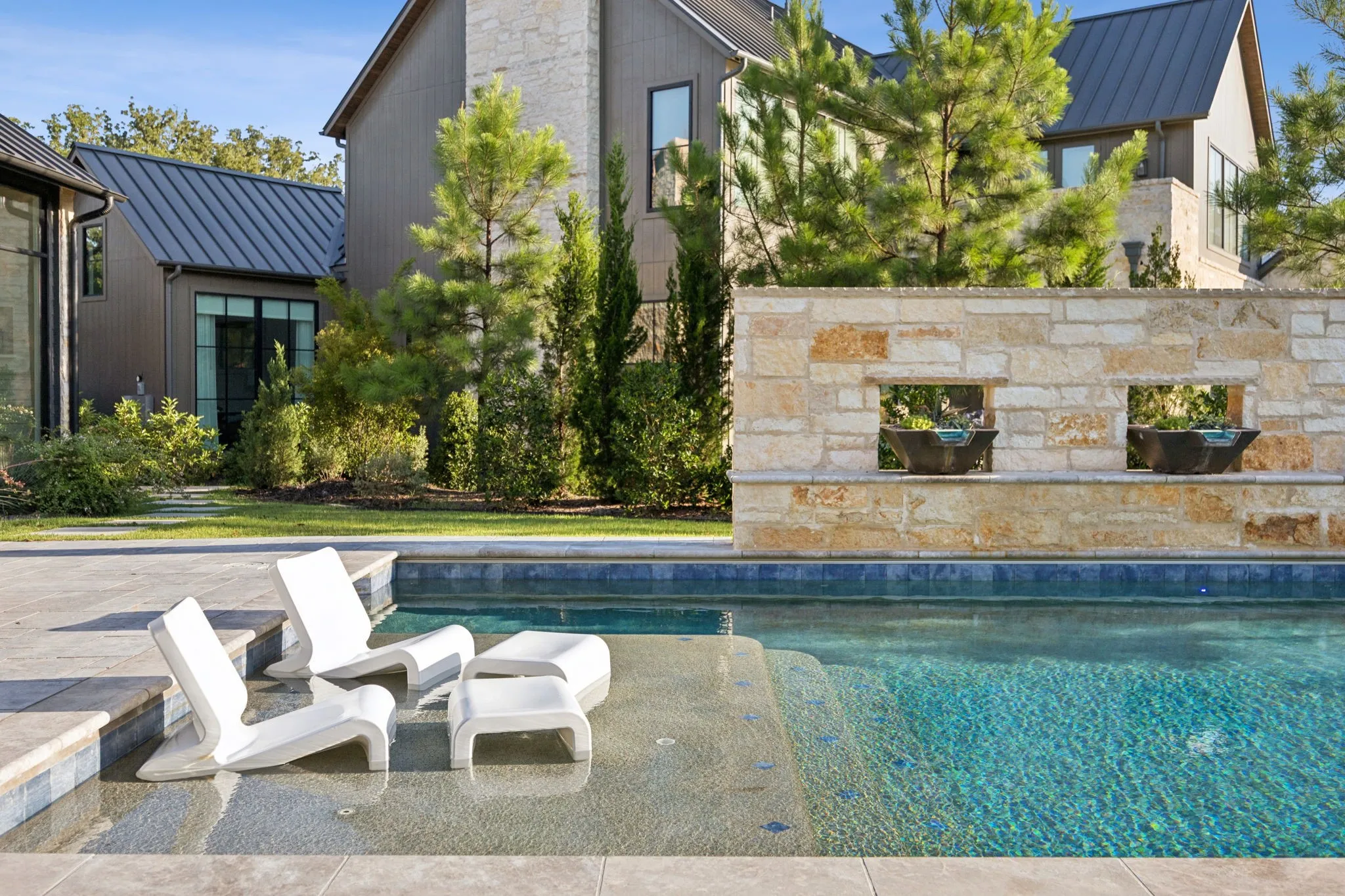 Single Family Residence For Sale in Henderson County , 13580 Blue Sky Drive, Malakoff, Texas 75148, 6 Bedrooms, 9 Bathrooms, 2 Garage spaces, 7,085 Sqft, built in 2023, Price $5,195,000, mls#21341548, Real Estate Agent in Malakoff, Homes For Sale in Henderson county, Homes For Sale in Malakoff, Realtor in Malakoff Texas, Real Estate Brokerage Independent Realty Texas, Luminita Cordes Realtor