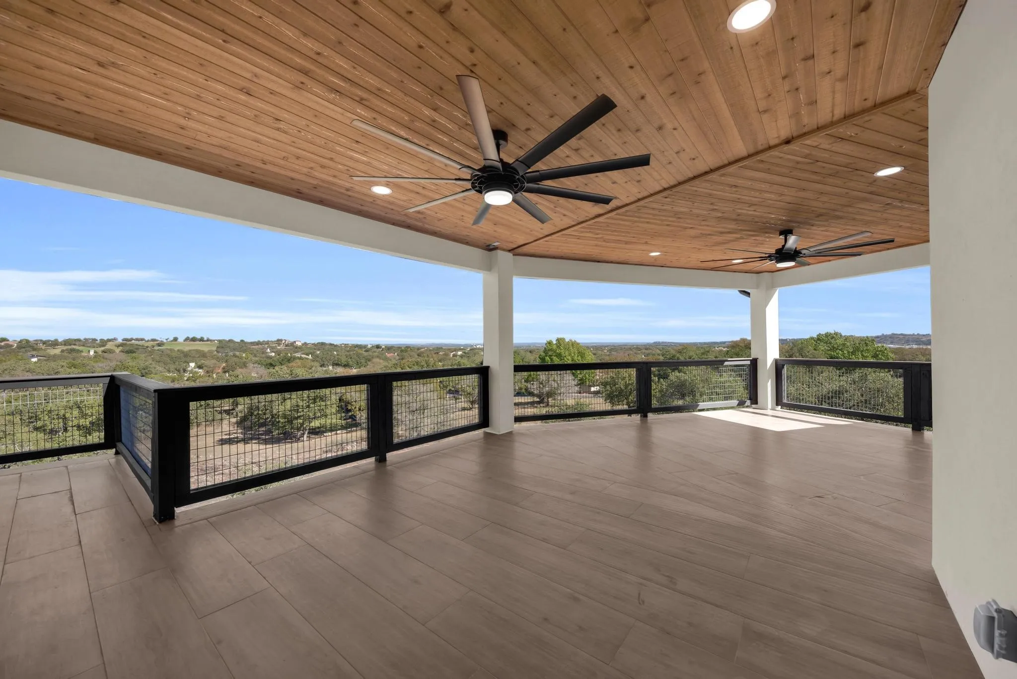 Single Family Residence For Sale in Llano County , 101 Silver Way, Horseshoe Bay, Texas 78657, 4 Bedroom, 5 Bathroom, 4 Garage spaces, 3,517 Sqft, built in 2025, mls#21347498, Real Estate Agent in Horseshoe Bay, Homes For Sale in Llano county, Homes For Sale in Horseshoe Bay, Realtor in Horseshoe Bay Texas, Real Estate Brokerage Independent Realty Texas, Luminita Cordes Realtor