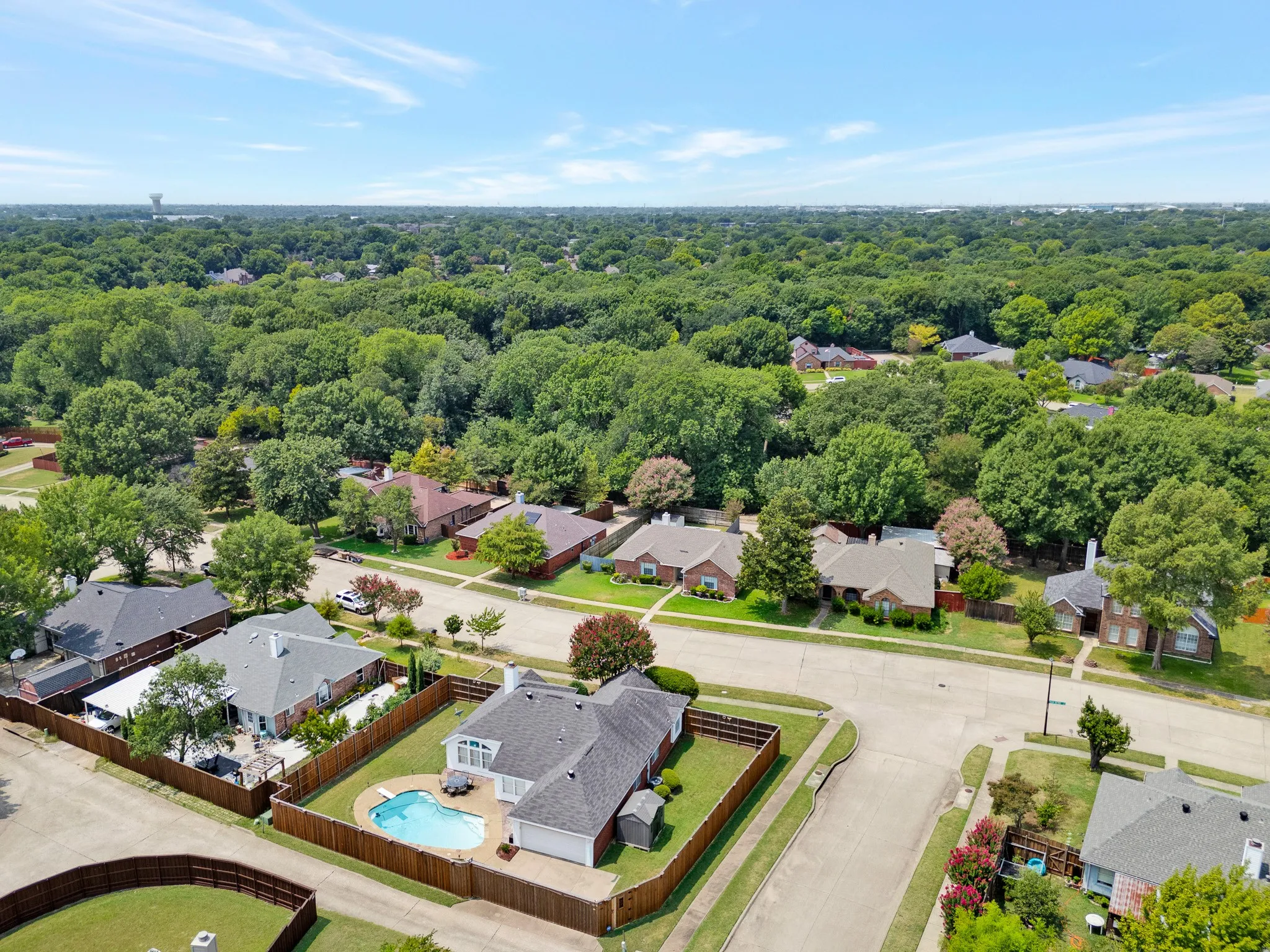 Single Family Residence For Sale in Dallas County , 1926 Oak Bend Lane, Garland, Texas 75040, 3 Bedroom, 2 Bathroom, 2 Garage spaces, 1,849 Sqft, built in 1992, mls#21347546, Real Estate Agent in Garland, Homes For Sale in Dallas county, Homes For Sale in Garland, Realtor in Garland Texas, Real Estate Brokerage Independent Realty Texas, Luminita Cordes Realtor