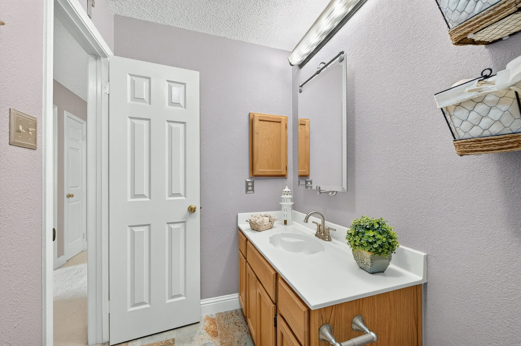 Single Family Residence For Sale in Dallas County , 1926 Oak Bend Lane, Garland, Texas 75040, 3 Bedroom, 2 Bathroom, 2 Garage spaces, 1,849 Sqft, built in 1992, mls#21347546, Real Estate Agent in Garland, Homes For Sale in Dallas county, Homes For Sale in Garland, Realtor in Garland Texas, Real Estate Brokerage Independent Realty Texas, Luminita Cordes Realtor