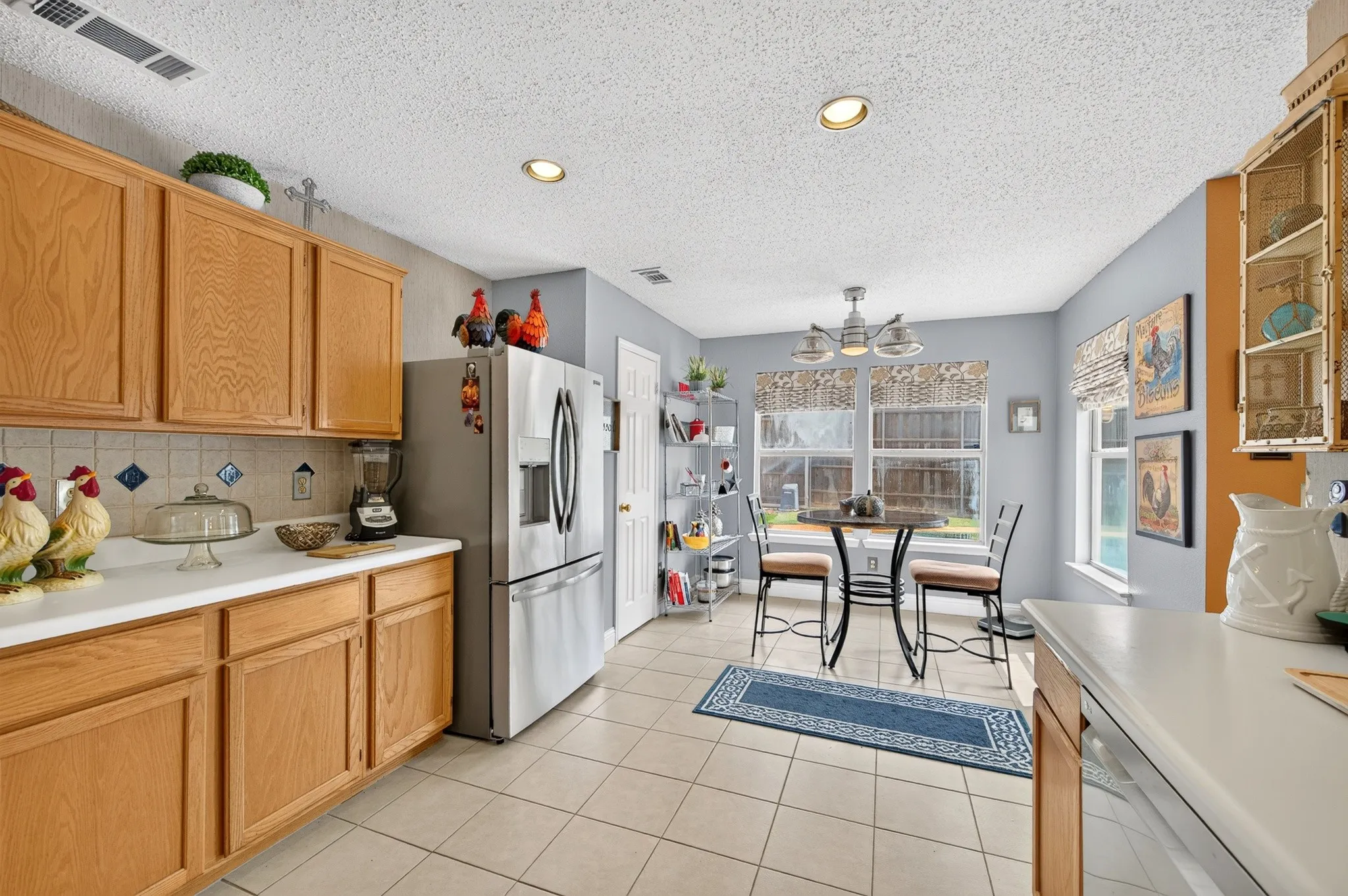 Single Family Residence For Sale in Dallas County , 1926 Oak Bend Lane, Garland, Texas 75040, 3 Bedroom, 2 Bathroom, 2 Garage spaces, 1,849 Sqft, built in 1992, mls#21347546, Real Estate Agent in Garland, Homes For Sale in Dallas county, Homes For Sale in Garland, Realtor in Garland Texas, Real Estate Brokerage Independent Realty Texas, Luminita Cordes Realtor
