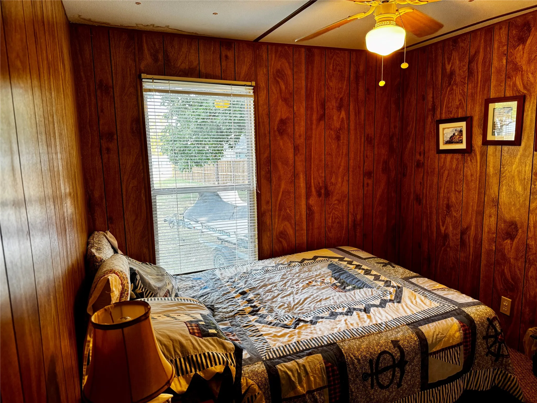 Mobile Home For Sale in Palo Pinto County , 1909 Buck Run, Graford, Texas 76449, 2 Bedroom, 1 Bathroom, Garage spaces, 728 Sqft, built in 1980, mls#21347450, Real Estate Agent in Graford, Homes For Sale in Palo Pinto county, Homes For Sale in Graford, Realtor in Graford Texas, Real Estate Brokerage Independent Realty Texas, Luminita Cordes Realtor