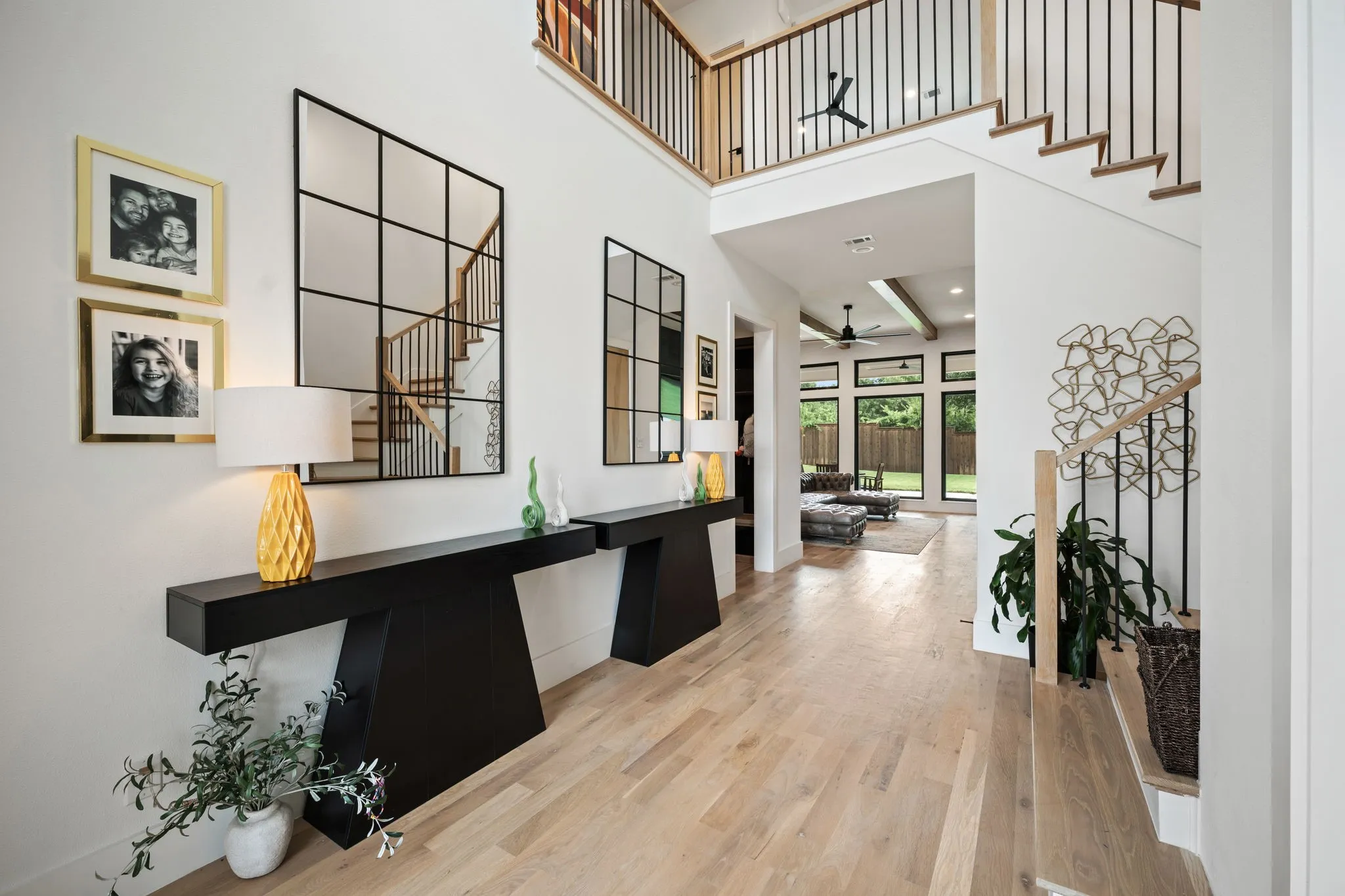 Single Family Residence For Sale in Denton County , 133 Chisholm Trail, Highland Village, Texas 75077, 5 Bedroom, 4 Bathroom, 3 Garage spaces, 4,089 Sqft, built in 2022, mls#21347478, Real Estate Agent in Highland Village, Homes For Sale in Denton county, Homes For Sale in Highland Village, Realtor in Highland Village Texas, Real Estate Brokerage Independent Realty Texas, Luminita Cordes Realtor