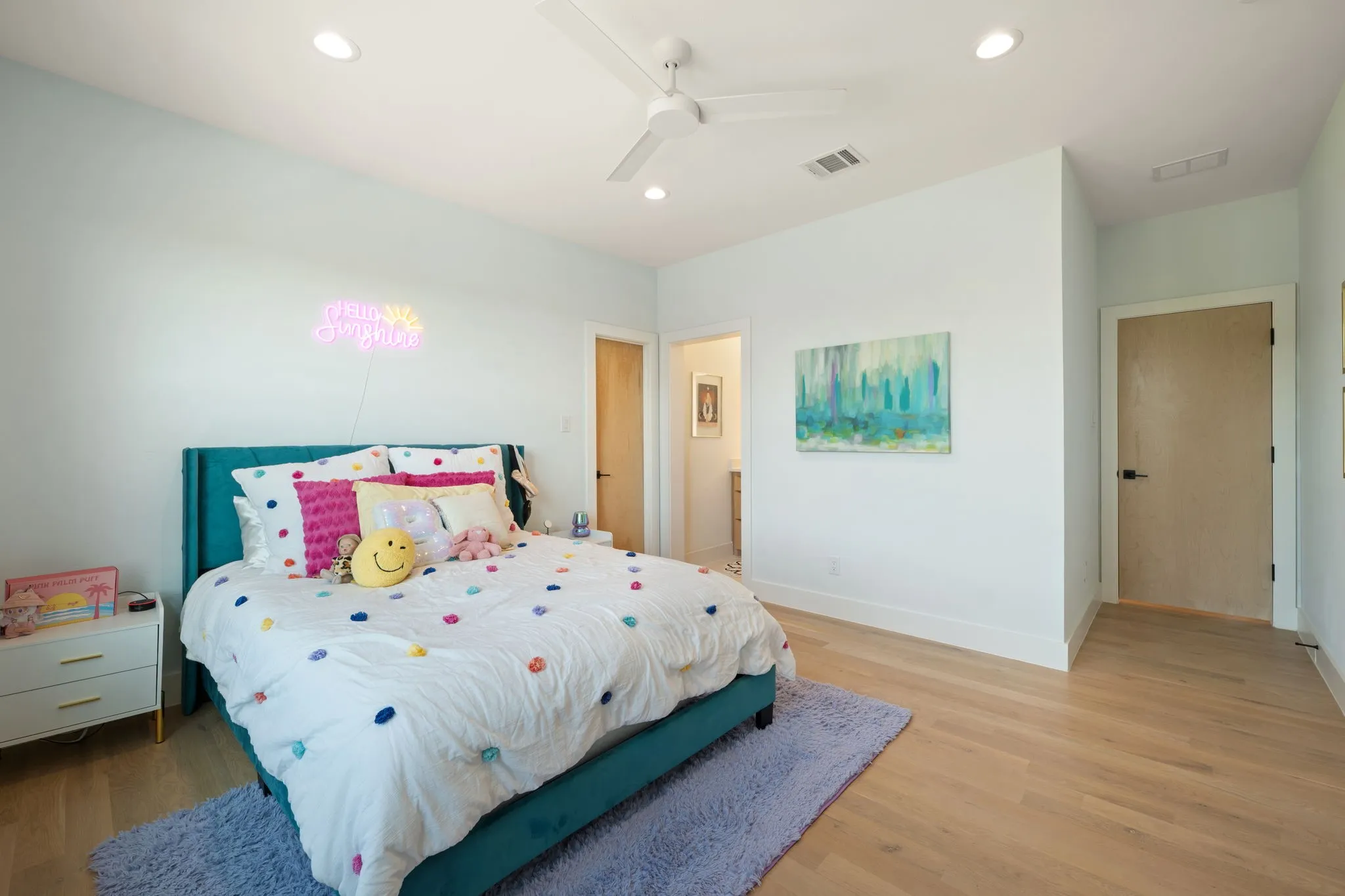 Single Family Residence For Sale in Denton County , 133 Chisholm Trail, Highland Village, Texas 75077, 5 Bedroom, 4 Bathroom, 3 Garage spaces, 4,089 Sqft, built in 2022, mls#21347478, Real Estate Agent in Highland Village, Homes For Sale in Denton county, Homes For Sale in Highland Village, Realtor in Highland Village Texas, Real Estate Brokerage Independent Realty Texas, Luminita Cordes Realtor