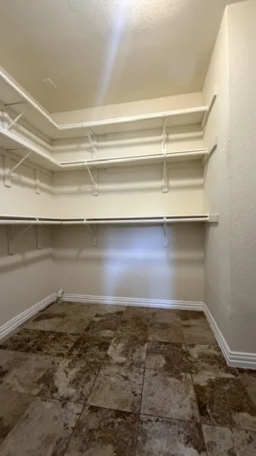 Single Family Residence For Rent in Collin County , 13980 Red Wood Circle S, Frisco, Texas 75071, 4 Bedroom, 2 Bathroom, 2 Garage spaces, 2,306 Sqft, built in 1982, mls#21347561, Real Estate Agent in Frisco, Homes For Rent in Collin county, Homes For Rent in Frisco, Realtor in Frisco Texas, Real Estate Brokerage Independent Realty Texas, Luminita Cordes Realtor
