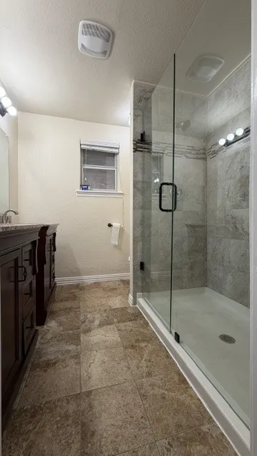 Single Family Residence For Rent in Collin County , 13980 Red Wood Circle S, Frisco, Texas 75071, 4 Bedroom, 2 Bathroom, 2 Garage spaces, 2,306 Sqft, built in 1982, mls#21347561, Real Estate Agent in Frisco, Homes For Rent in Collin county, Homes For Rent in Frisco, Realtor in Frisco Texas, Real Estate Brokerage Independent Realty Texas, Luminita Cordes Realtor