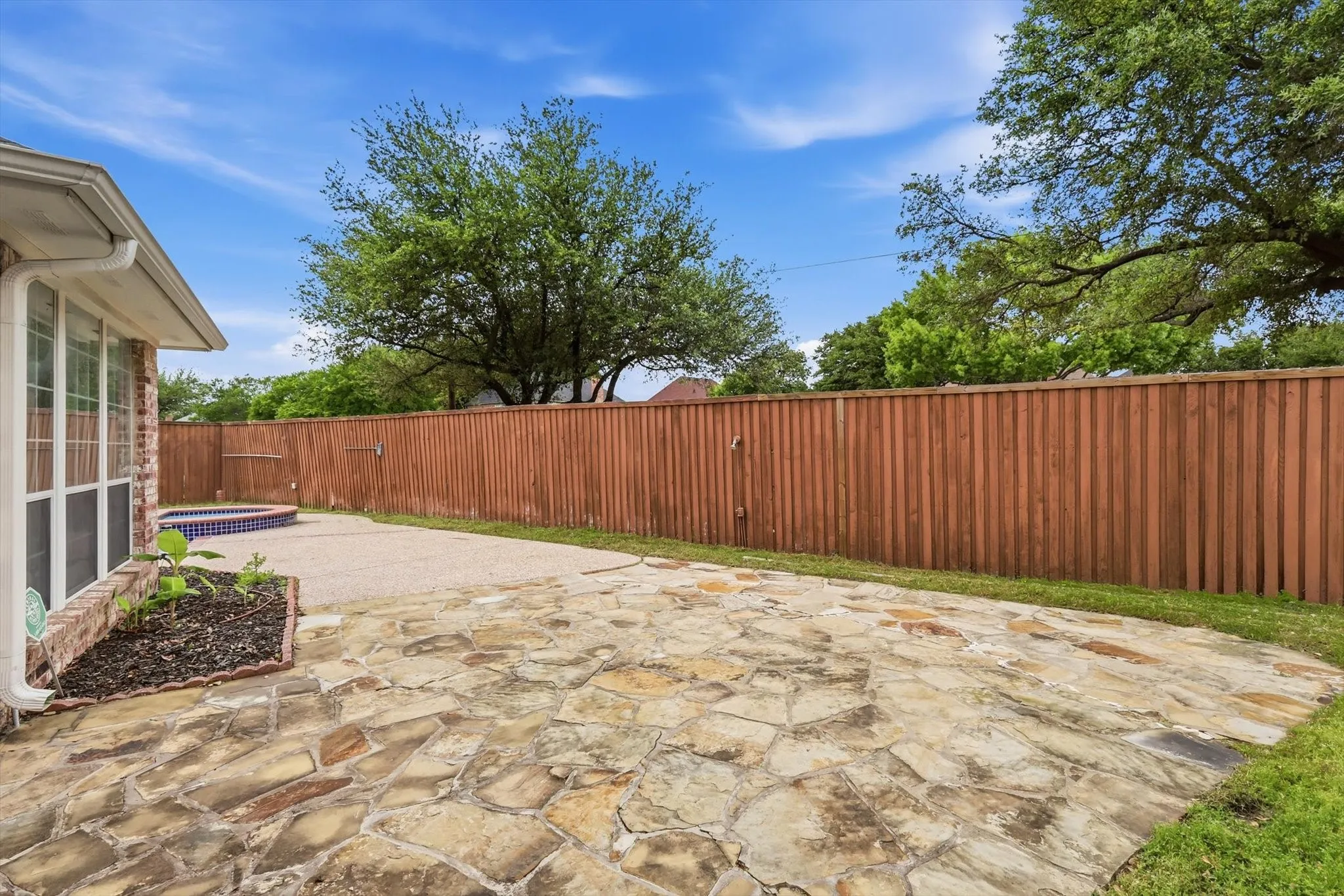 Single Family Residence For Sale in Collin County , 4001 Mayflower Lane, Plano, Texas 75024, 6 Bedroom, 5 Bathroom, 3 Garage spaces, 4,522 Sqft, built in 1992, mls#21347583, Real Estate Agent in Plano, Homes For Sale in Collin county, Homes For Sale in Plano, Realtor in Plano Texas, Real Estate Brokerage Independent Realty Texas, Luminita Cordes Realtor