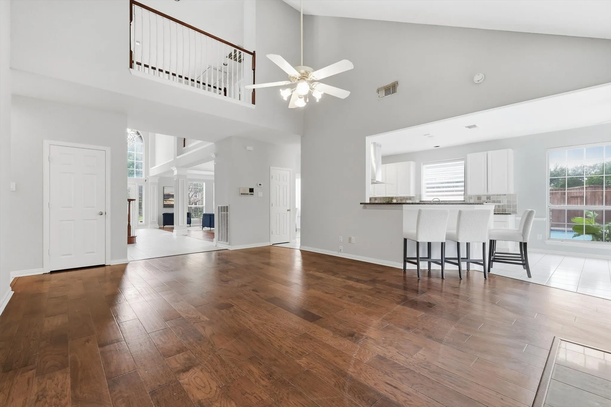 Single Family Residence For Sale in Collin County , 4001 Mayflower Lane, Plano, Texas 75024, 6 Bedroom, 5 Bathroom, 3 Garage spaces, 4,522 Sqft, built in 1992, mls#21347583, Real Estate Agent in Plano, Homes For Sale in Collin county, Homes For Sale in Plano, Realtor in Plano Texas, Real Estate Brokerage Independent Realty Texas, Luminita Cordes Realtor