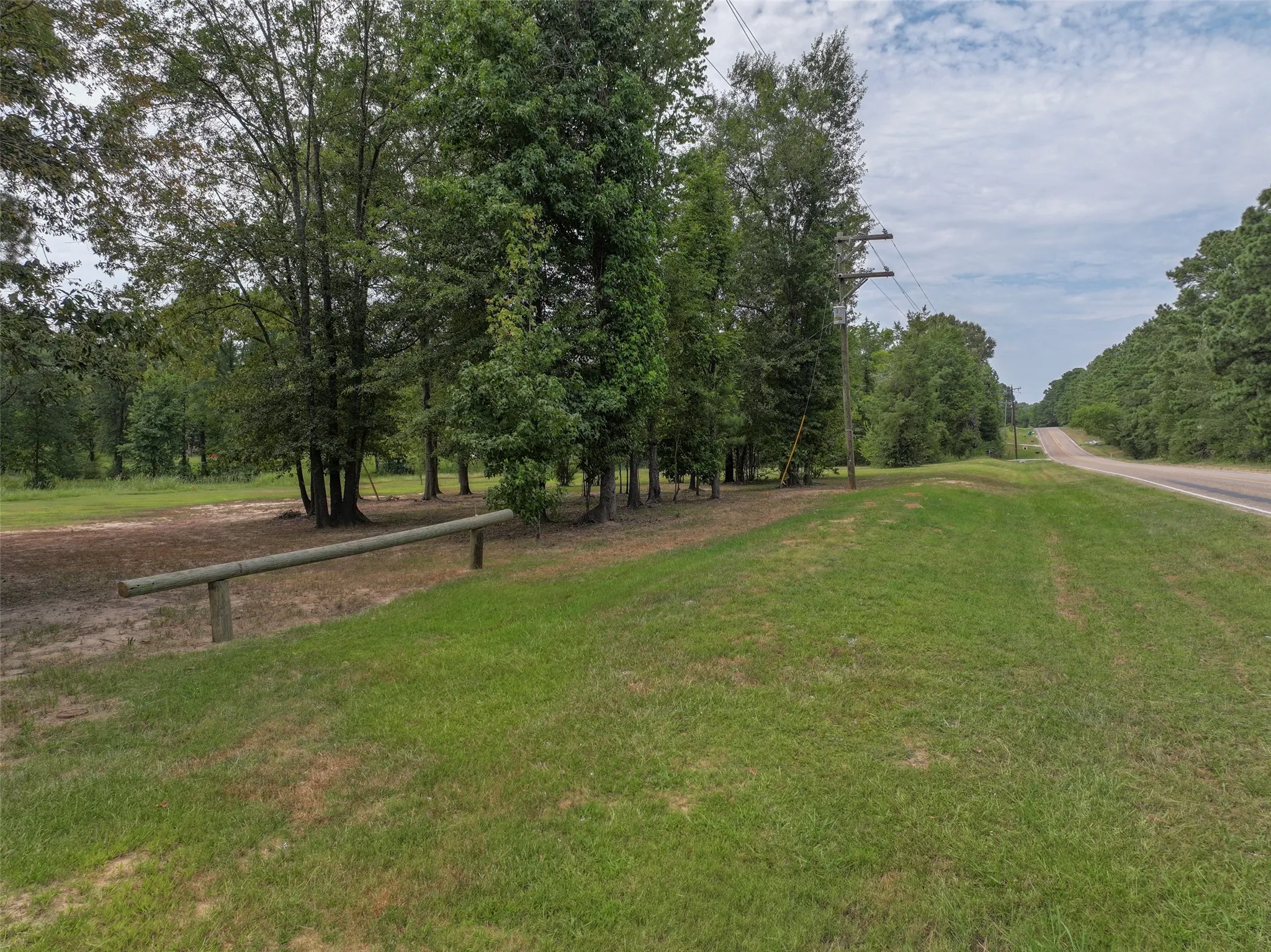 Improved Land For Sale in Bowie County , 2568 County Road 4234, De Kalb, Texas 75559, 0, 0, Garage spaces, 0 Sqft, built in 0, mls#21347588, Real Estate Agent in De Kalb, Homes For Sale in Bowie county, Homes For Sale in De Kalb, Realtor in De Kalb Texas, Real Estate Brokerage Independent Realty Texas, Luminita Cordes Realtor