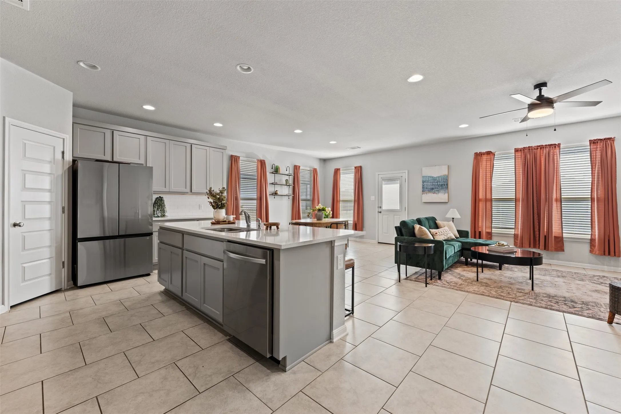 Single Family Residence For Sale in Williamson County , 105 Kellys Heroes Way, Jarrell, Texas 76537, 3 Bedroom, 2 Bathroom, 2 Garage spaces, 1,545 Sqft, built in 2022, mls#21346160, Real Estate Agent in Jarrell, Homes For Sale in Williamson county, Homes For Sale in Jarrell, Realtor in Jarrell Texas, Real Estate Brokerage Independent Realty Texas, Luminita Cordes Realtor