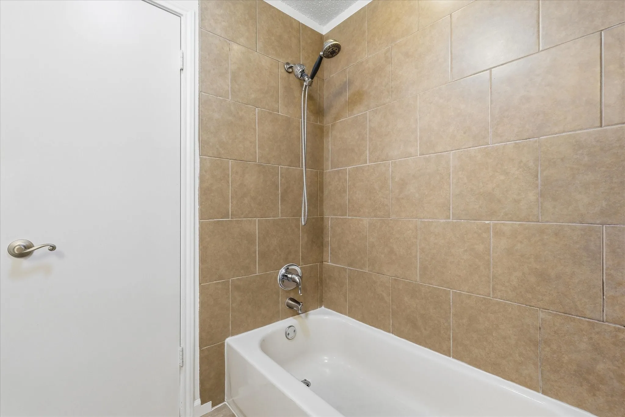 Duplex For Rent in Dallas County , 559 Lee Drive, Coppell, Texas 75019, 3 Bedroom, 2 Bathroom, 1 Garage spaces, 1,190 Sqft, built in 1985, mls#21346830, Real Estate Agent in Coppell, Homes For Rent in Dallas county, Homes For Rent in Coppell, Realtor in Coppell Texas, Real Estate Brokerage Independent Realty Texas, Luminita Cordes Realtor