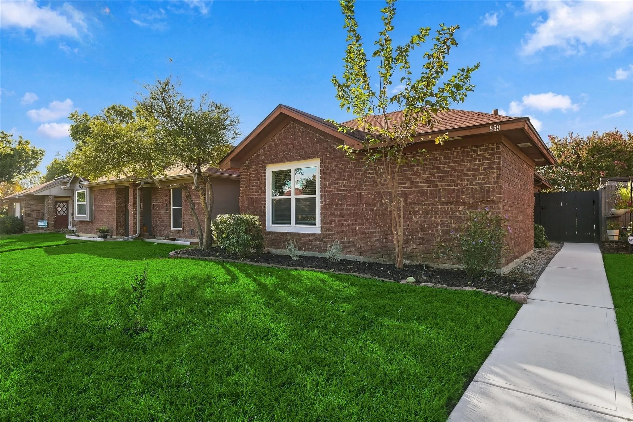 Duplex For Rent in Dallas County , 559 Lee Drive, Coppell, Texas 75019, 3 Bedroom, 2 Bathroom, 1 Garage spaces, 1,190 Sqft, built in 1985, mls#21346830, Real Estate Agent in Coppell, Homes For Rent in Dallas county, Homes For Rent in Coppell, Realtor in Coppell Texas, Real Estate Brokerage Independent Realty Texas, Luminita Cordes Realtor