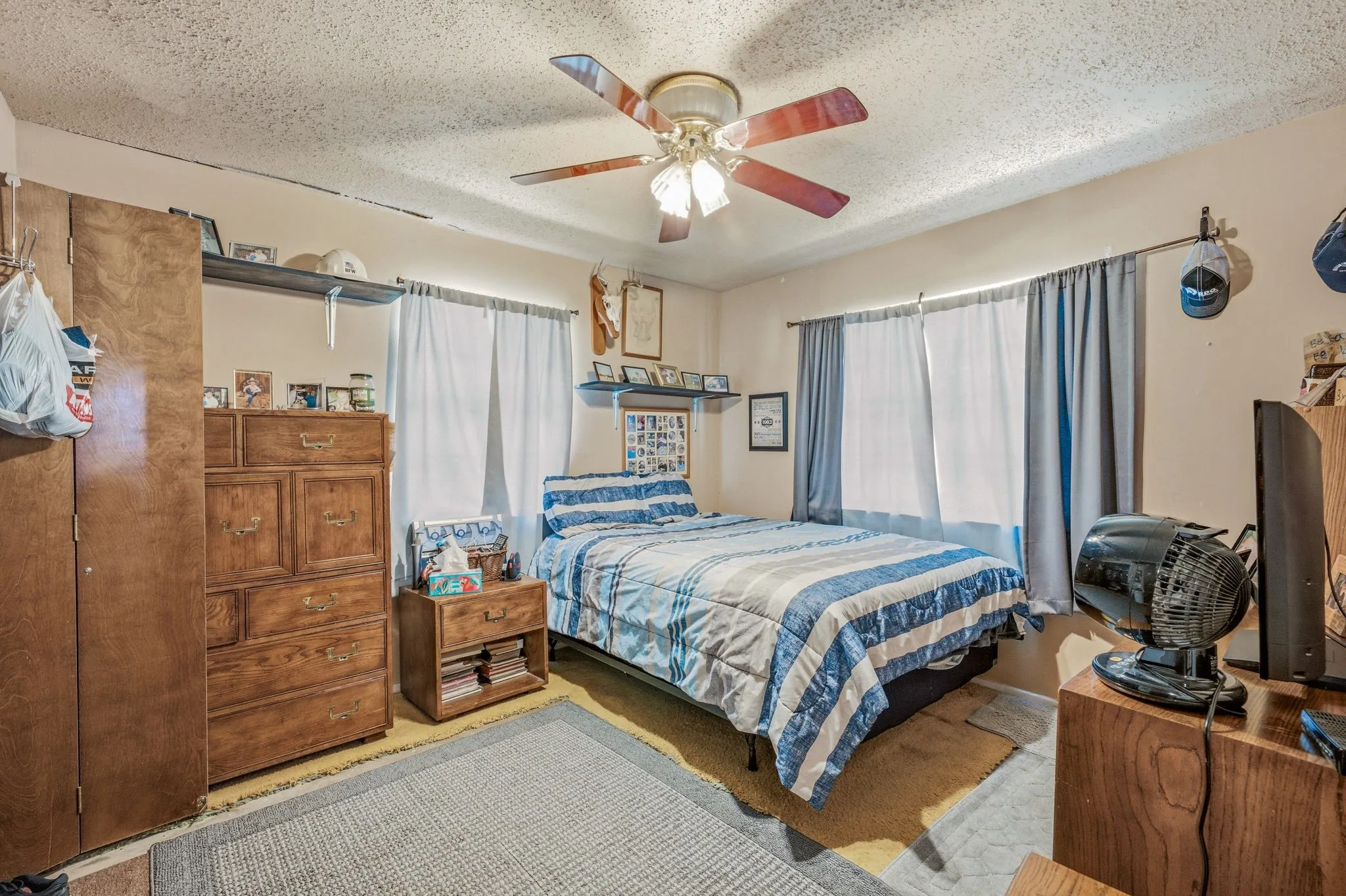 Single Family Residence For Sale in Palo Pinto County , 1642 Salesville Road, Mineral Wells, Texas 76067, 4 Bedroom, 2 Bathroom, Garage spaces, 1,909 Sqft, built in 1977, mls#21345742, Real Estate Agent in Mineral Wells, Homes For Sale in Palo Pinto county, Homes For Sale in Mineral Wells, Realtor in Mineral Wells Texas, Real Estate Brokerage Independent Realty Texas, Luminita Cordes Realtor