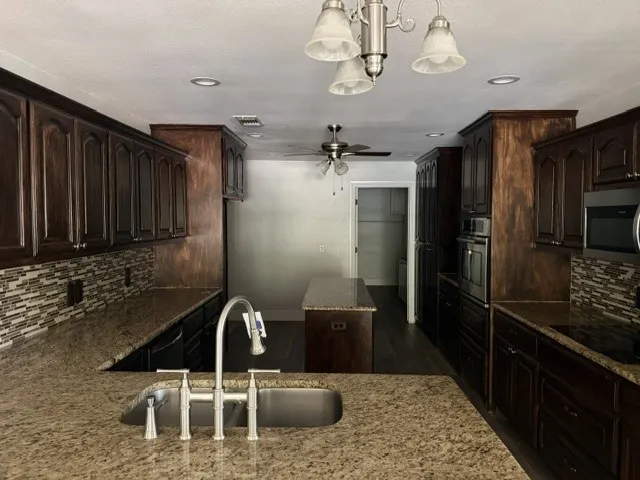 Single Family Residence For Sale in Collin County , 10655 County Road 499, Princeton, Texas 75407, 4 Bedroom, 2 Bathroom, 2 Garage spaces, 2,320 Sqft, built in 2007, mls#21347604, Real Estate Agent in Princeton, Homes For Sale in Collin county, Homes For Sale in Princeton, Realtor in Princeton Texas, Real Estate Brokerage Independent Realty Texas, Luminita Cordes Realtor