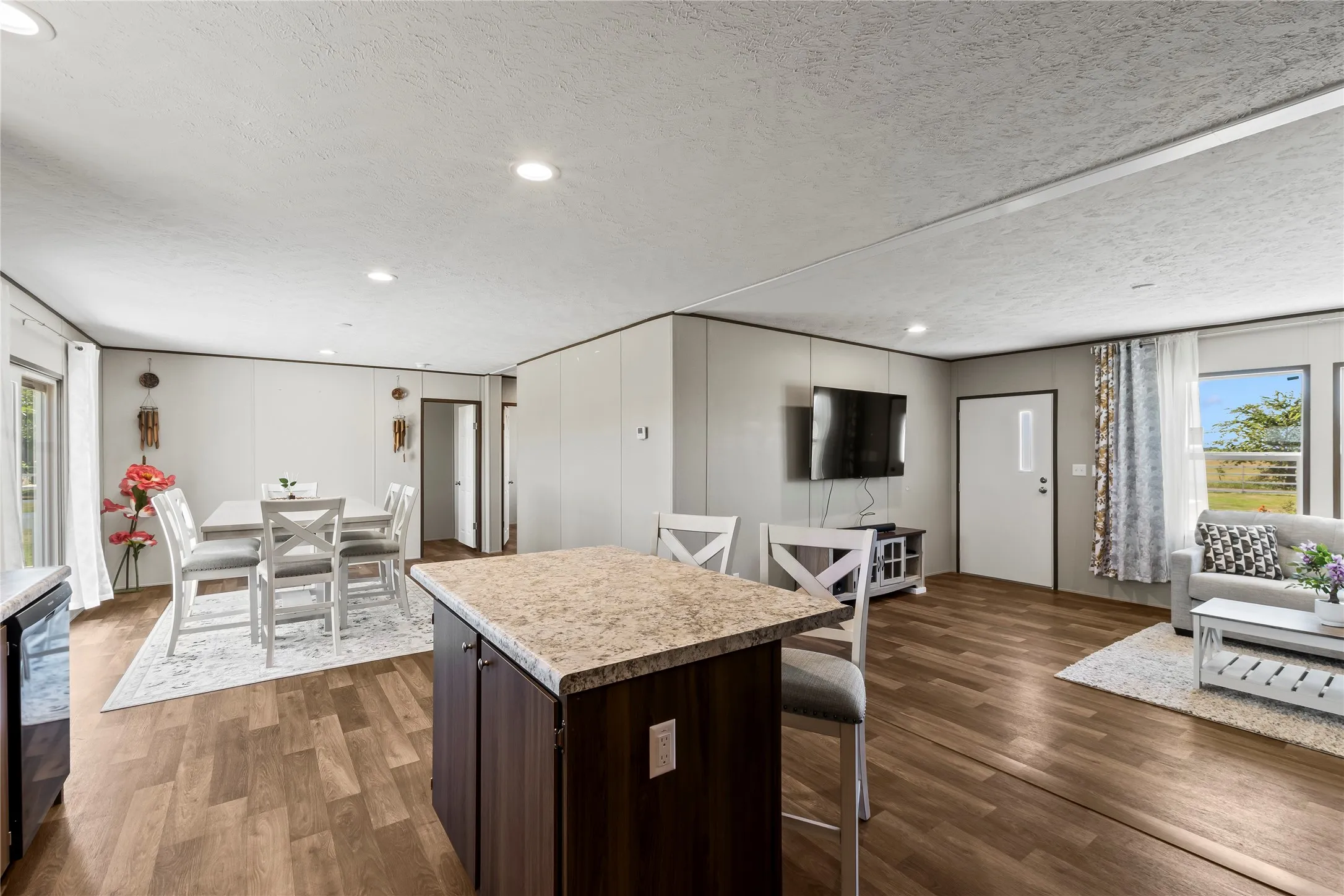 Mobile Home For Sale in Kaufman County , 16609 Tarlton Road, Mabank, Texas 75147, 4 Bedroom, 2 Bathroom, Garage spaces, 1,475 Sqft, built in 2026, mls#21347430, Real Estate Agent in Mabank, Homes For Sale in Kaufman county, Homes For Sale in Mabank, Realtor in Mabank Texas, Real Estate Brokerage Independent Realty Texas, Luminita Cordes Realtor