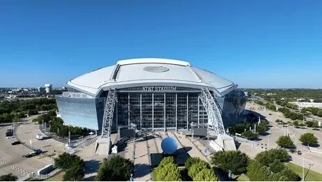 Minutes from the Dallas Cowboy’s Stadium!