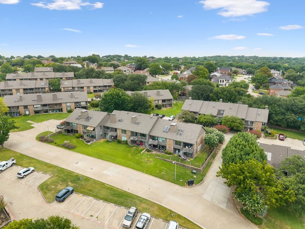 Condominium For Sale in Rockwall County , 1110 Signal Ridge Place, Rockwall, Texas 75032, 2 Bedrooms, 2 Bathrooms, Garage spaces, 1,148 Sqft, built in 1985, Price $240,000, mls#21344759, Real Estate Agent in Rockwall, Homes For Sale in Rockwall county, Homes For Sale in Rockwall, Realtor in Rockwall Texas, Real Estate Brokerage Independent Realty Texas, Luminita Cordes Realtor