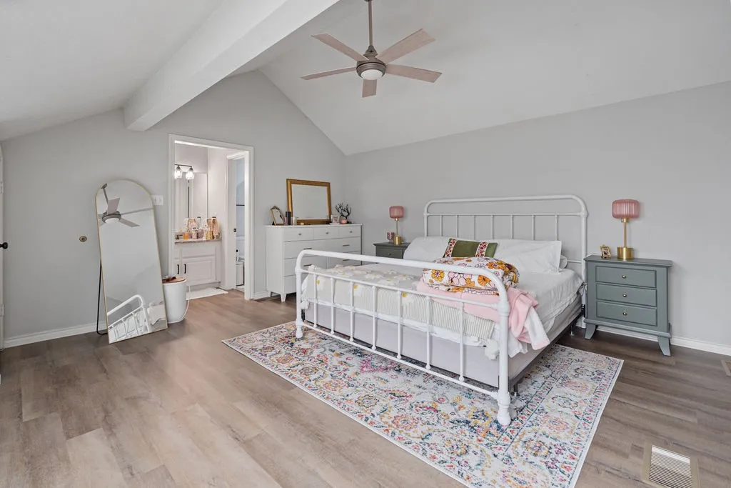Condominium For Sale in Rockwall County , 1110 Signal Ridge Place, Rockwall, Texas 75032, 2 Bedrooms, 2 Bathrooms, Garage spaces, 1,148 Sqft, built in 1985, Price $240,000, mls#21344759, Real Estate Agent in Rockwall, Homes For Sale in Rockwall county, Homes For Sale in Rockwall, Realtor in Rockwall Texas, Real Estate Brokerage Independent Realty Texas, Luminita Cordes Realtor