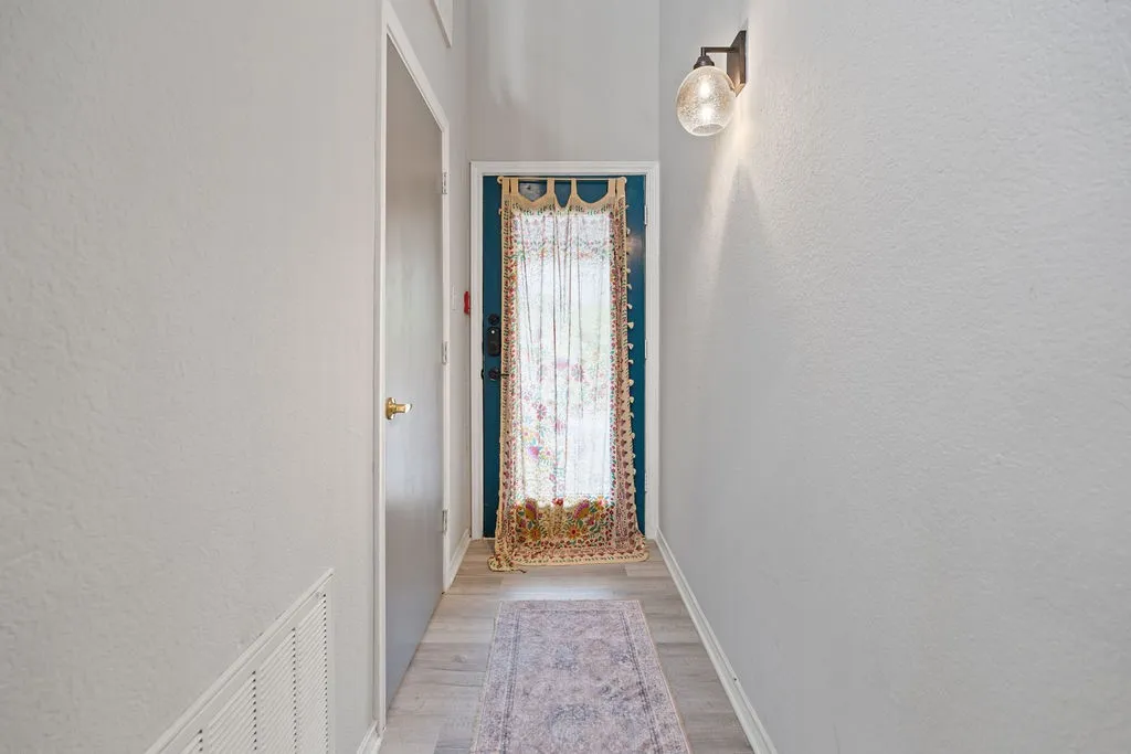 Condominium For Sale in Rockwall County , 1110 Signal Ridge Place, Rockwall, Texas 75032, 2 Bedrooms, 2 Bathrooms, Garage spaces, 1,148 Sqft, built in 1985, Price $240,000, mls#21344759, Real Estate Agent in Rockwall, Homes For Sale in Rockwall county, Homes For Sale in Rockwall, Realtor in Rockwall Texas, Real Estate Brokerage Independent Realty Texas, Luminita Cordes Realtor