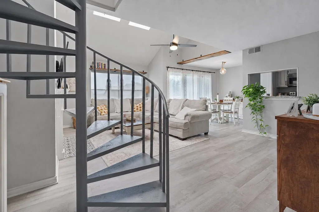 Condominium For Sale in Rockwall County , 1110 Signal Ridge Place, Rockwall, Texas 75032, 2 Bedrooms, 2 Bathrooms, Garage spaces, 1,148 Sqft, built in 1985, Price $240,000, mls#21344759, Real Estate Agent in Rockwall, Homes For Sale in Rockwall county, Homes For Sale in Rockwall, Realtor in Rockwall Texas, Real Estate Brokerage Independent Realty Texas, Luminita Cordes Realtor